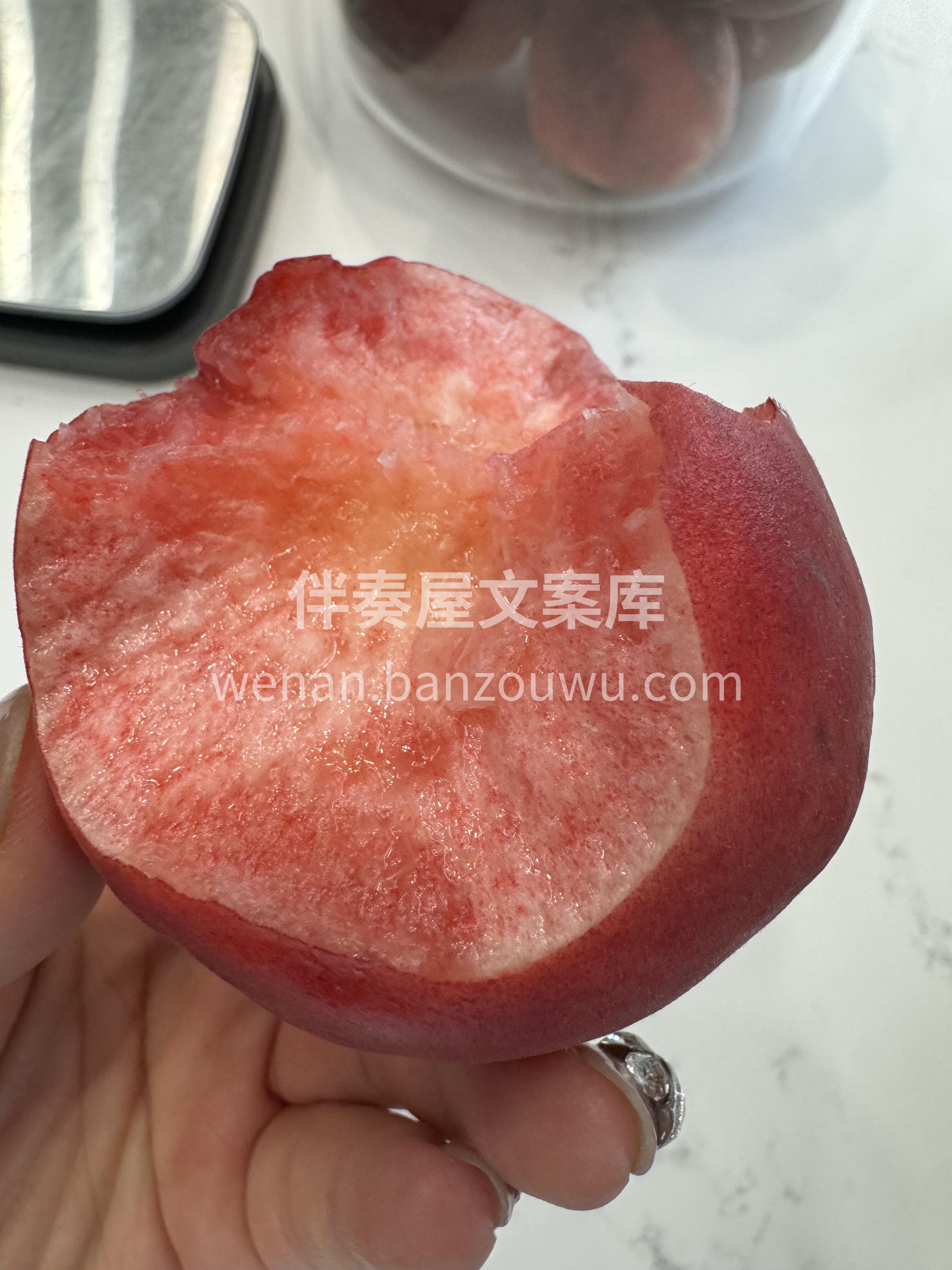 🍑 水蜜桃来啦！🍑 粉嫩绒毛像小脸蛋～看 配图3