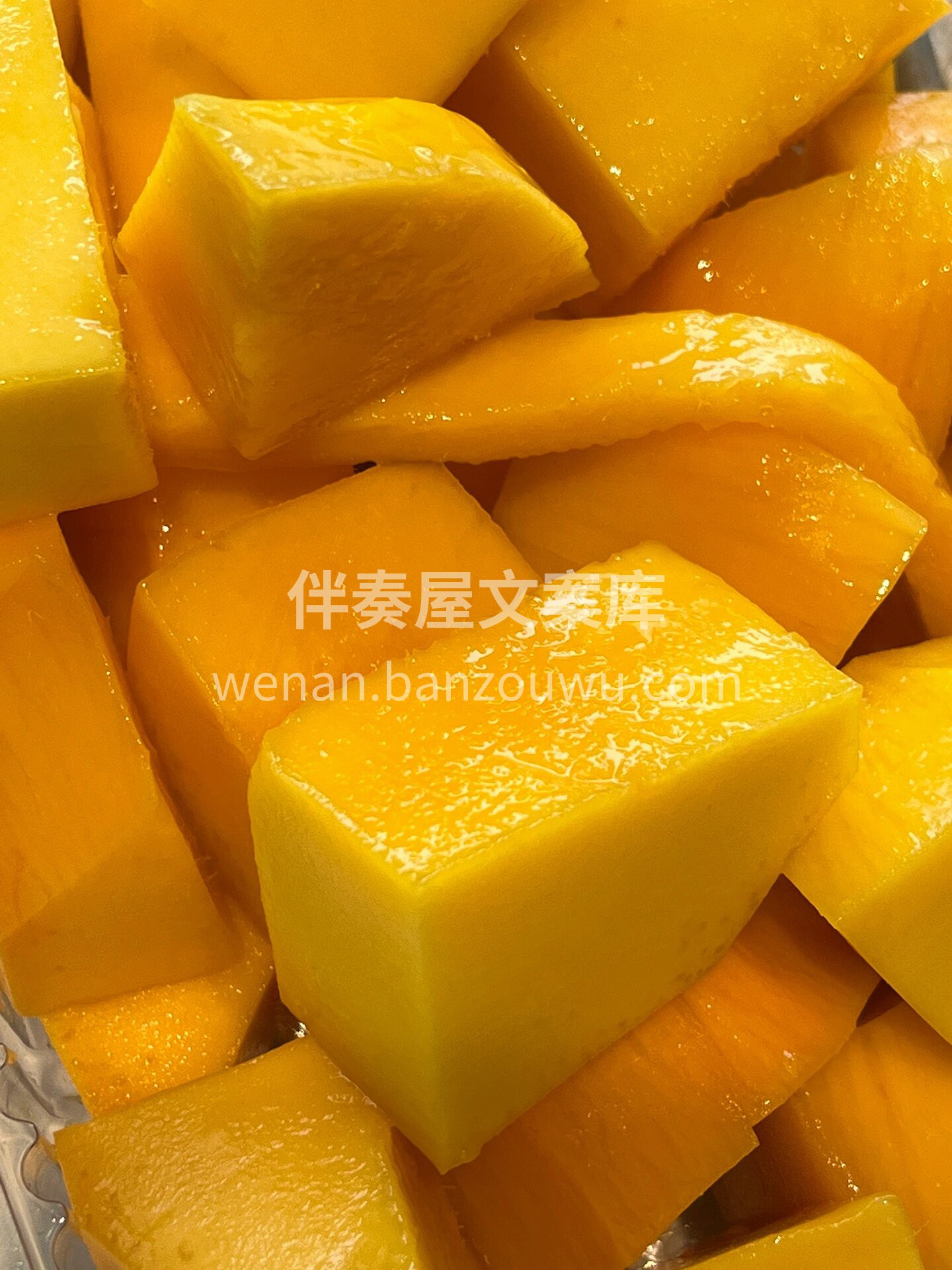🥭水仙芒正当季🎉 果肉嫩滑，肉质肥厚👍  配图1