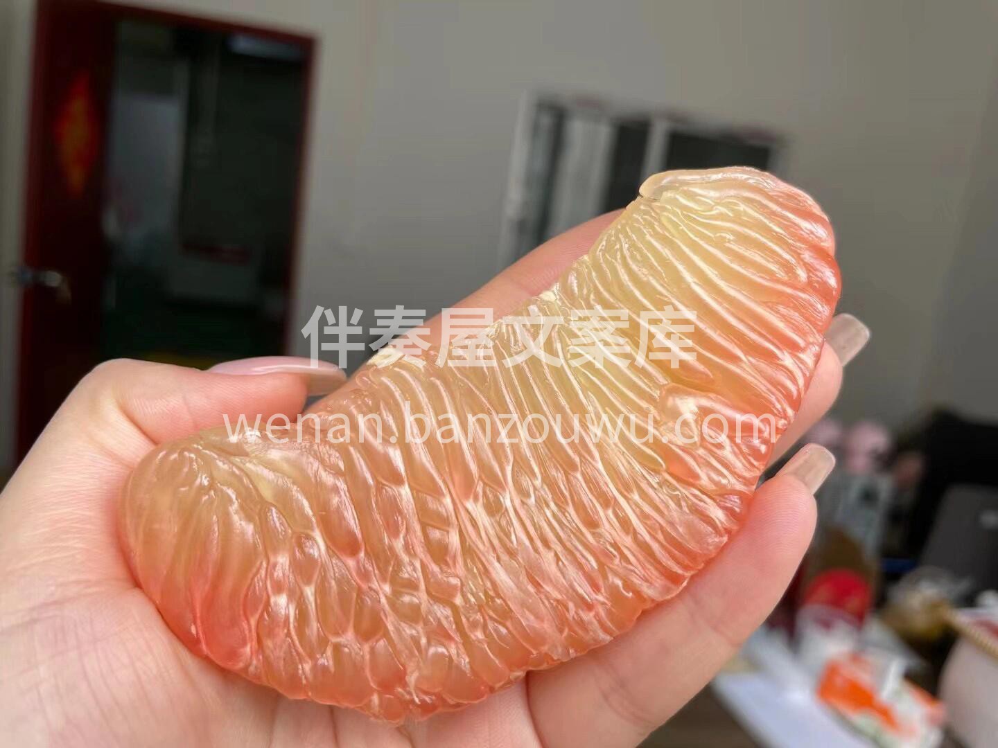越南翡翠金柚 这款柚子，你一旦吃过 就一 配图1