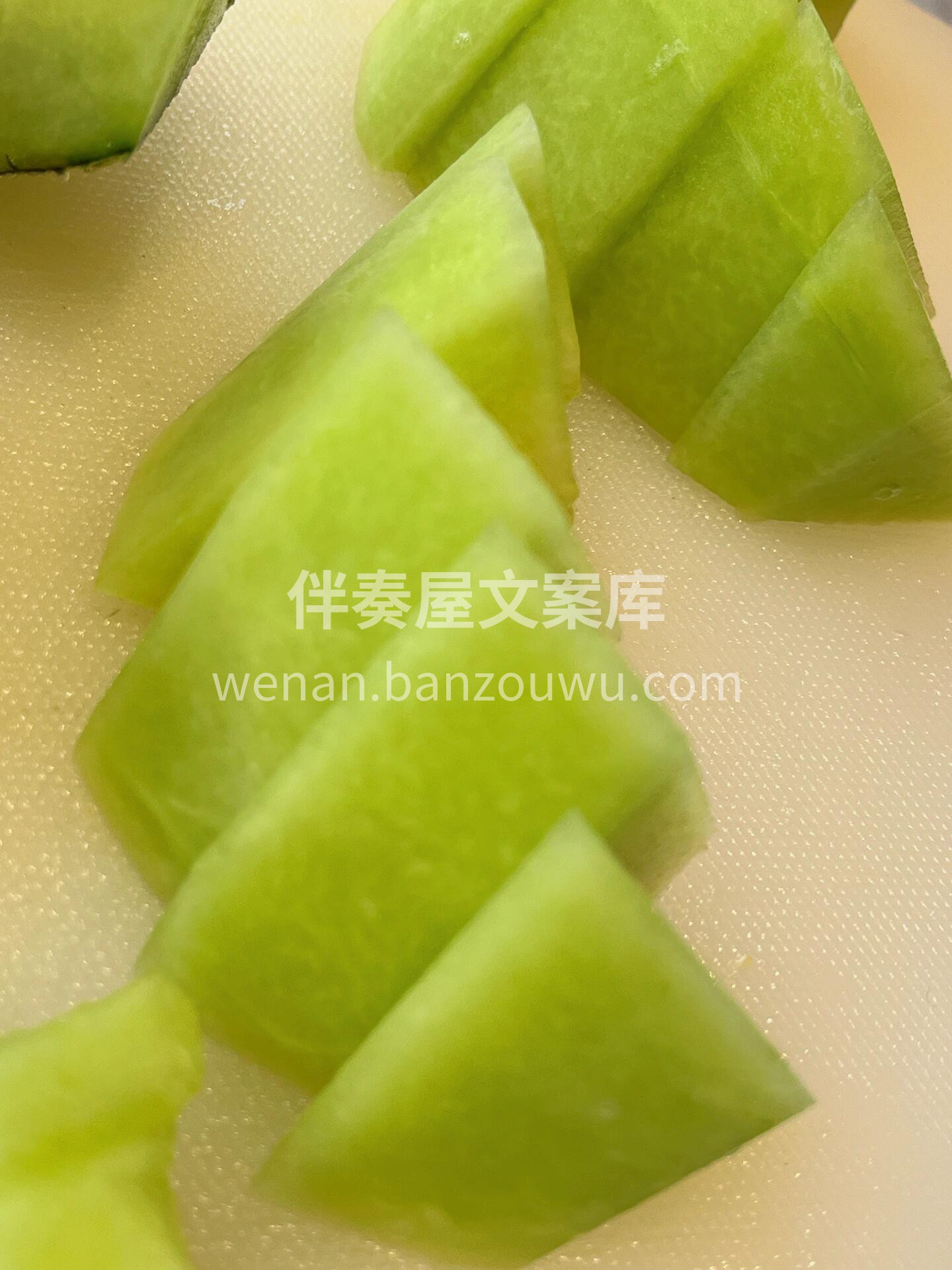 ✅玫珑蜜瓜🍈新鲜正当季✨ 清甜脆爽😋，放 配图1