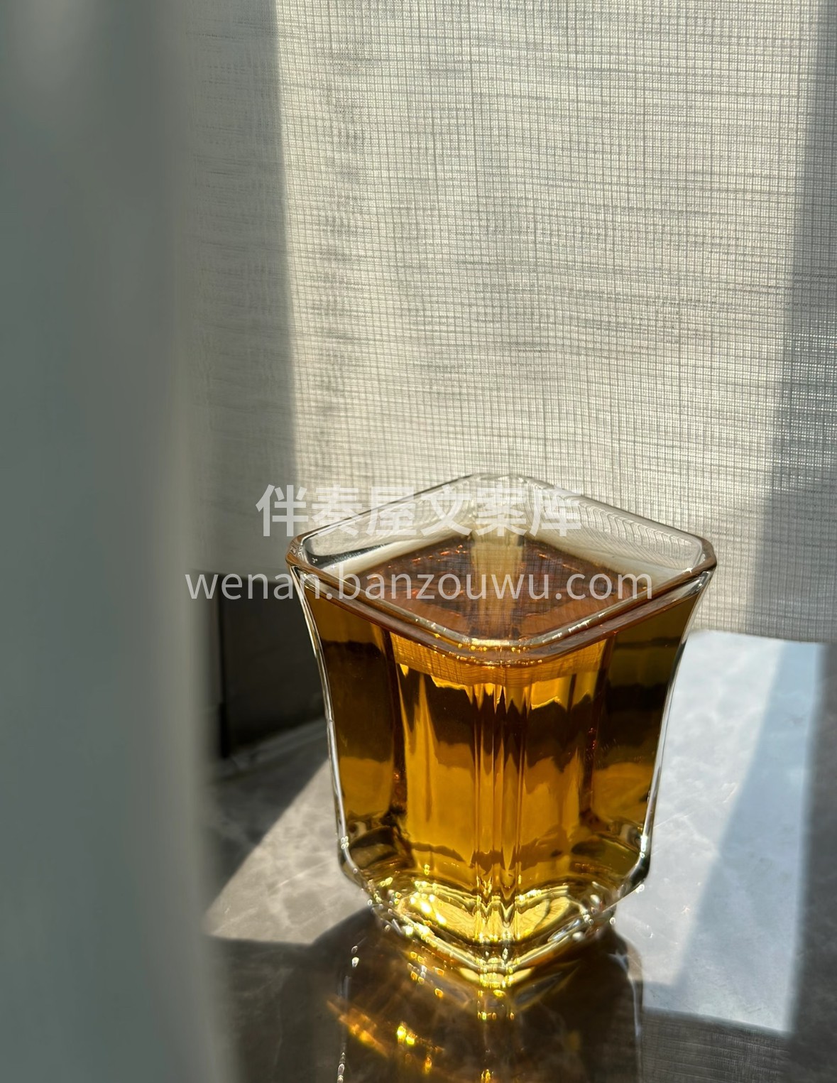 普洱山头鲜叶为料，循白茶萎凋干燥工艺。干 配图3