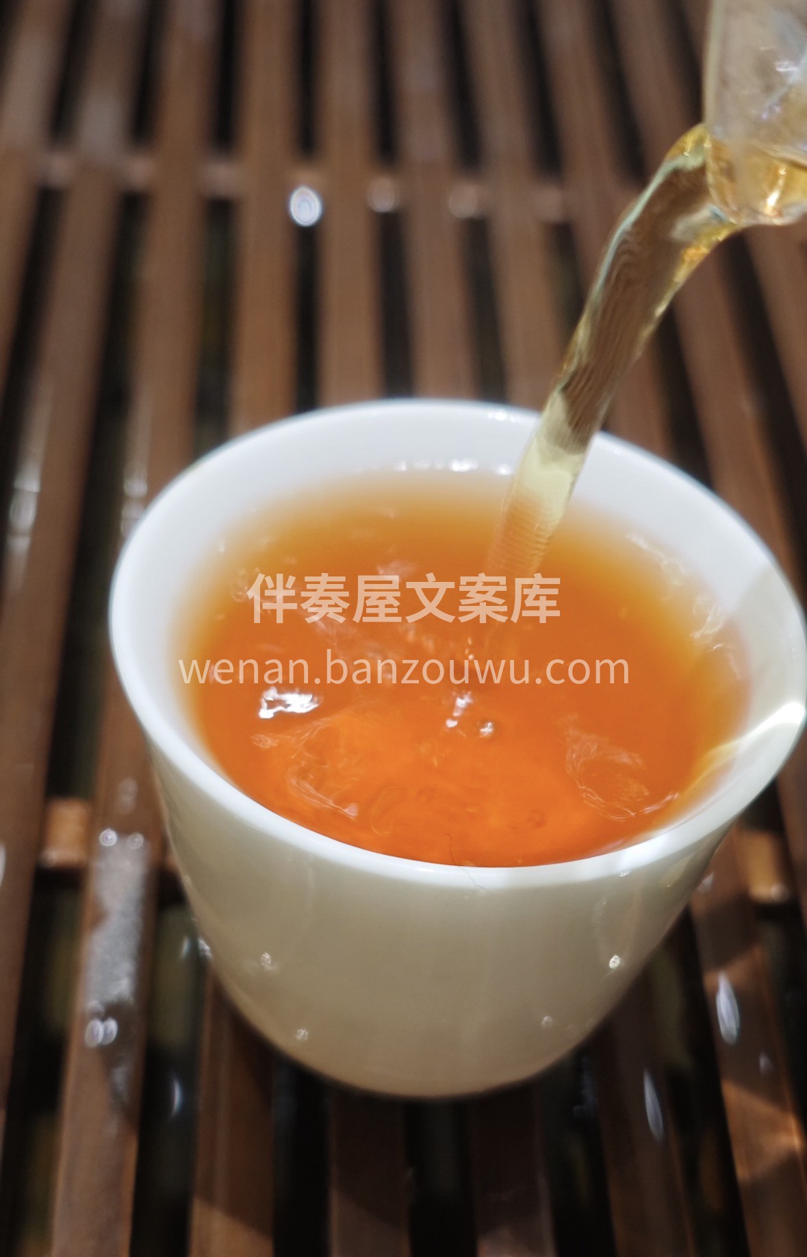 云南深山百年古树晒红茶新茶到店，茶汤甜润 配图3