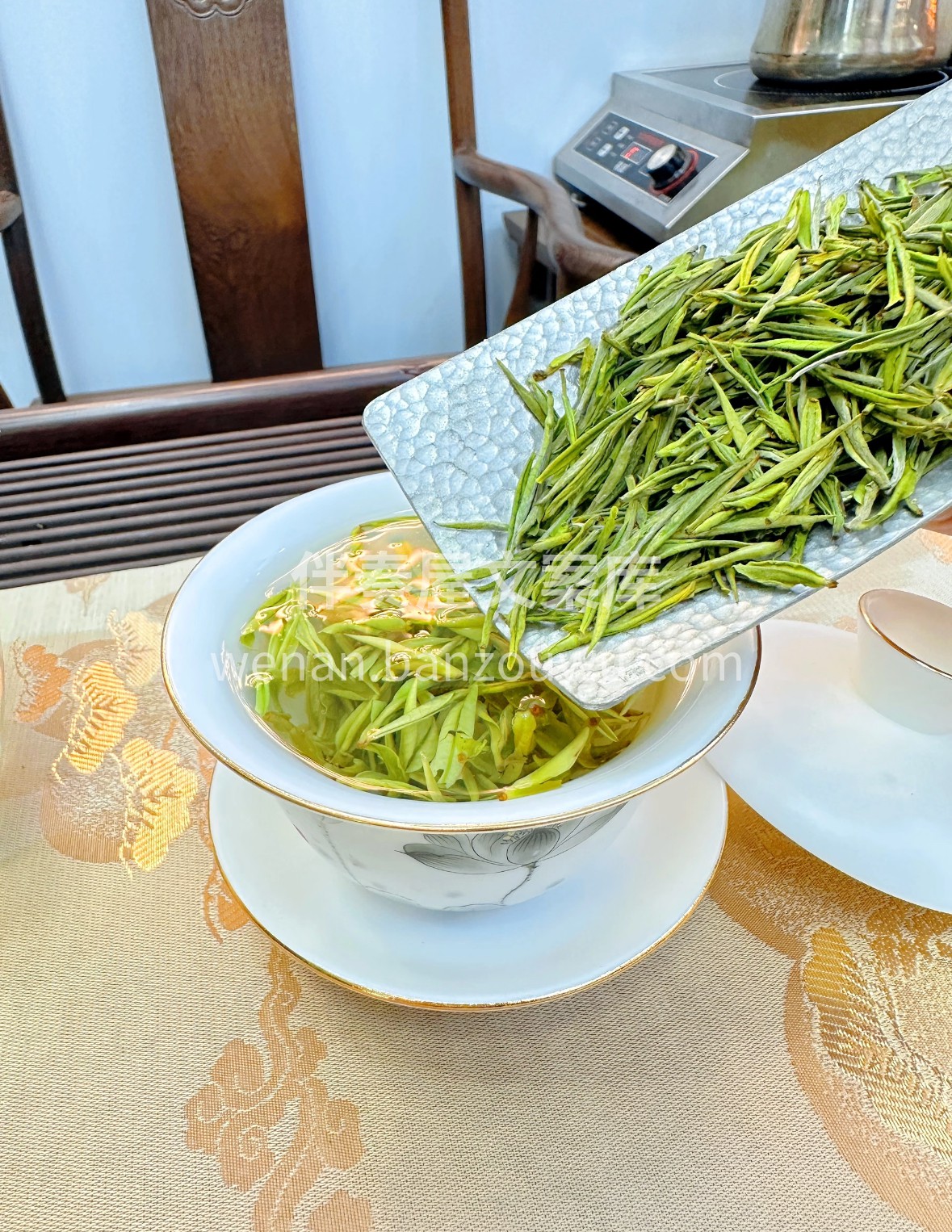 🌿 安吉白茶非白叶，是白化绿茶的清雅风骨 配图1