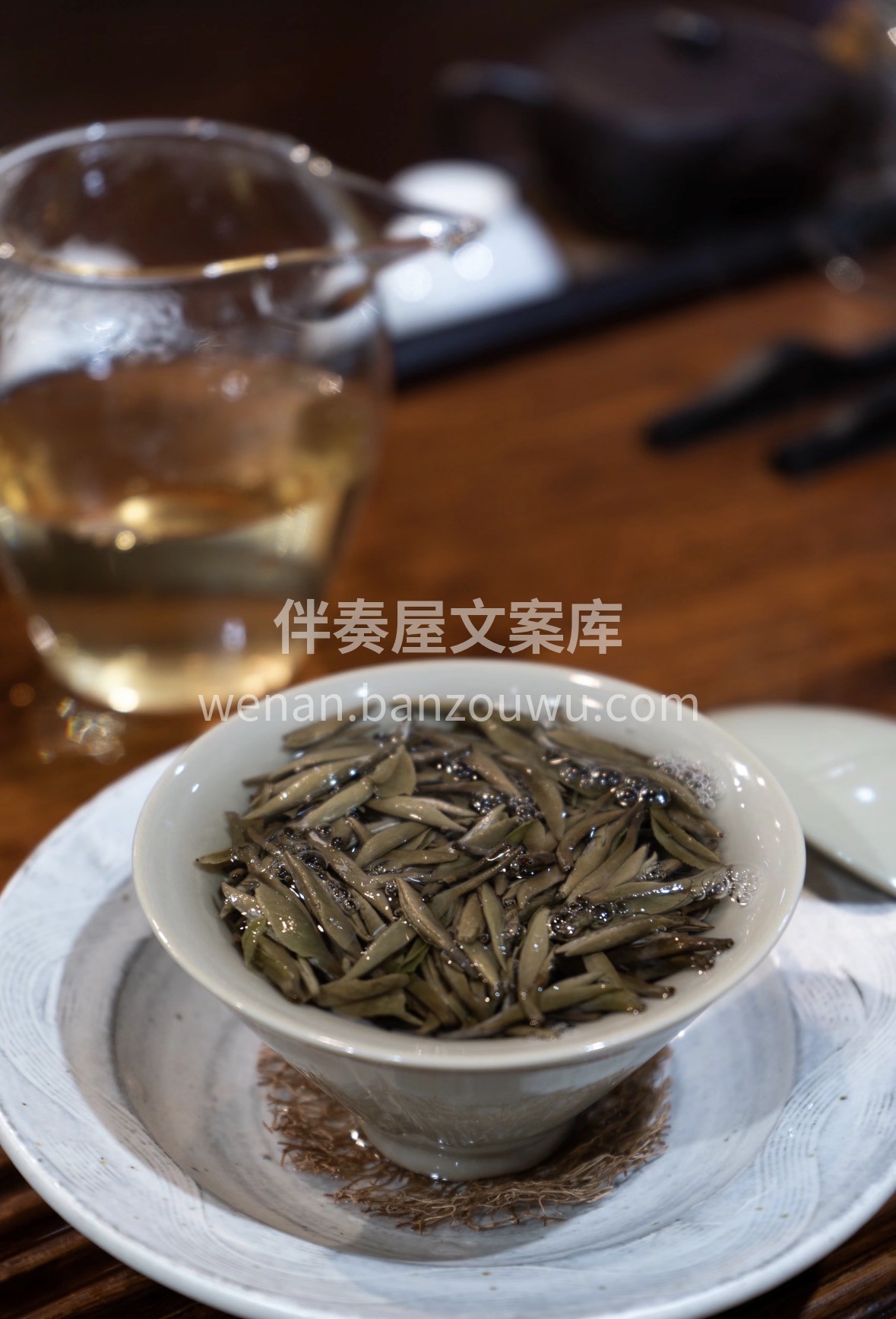 🎁新春年货选白毫银针｜ 芽头莹白如银雪， 配图2