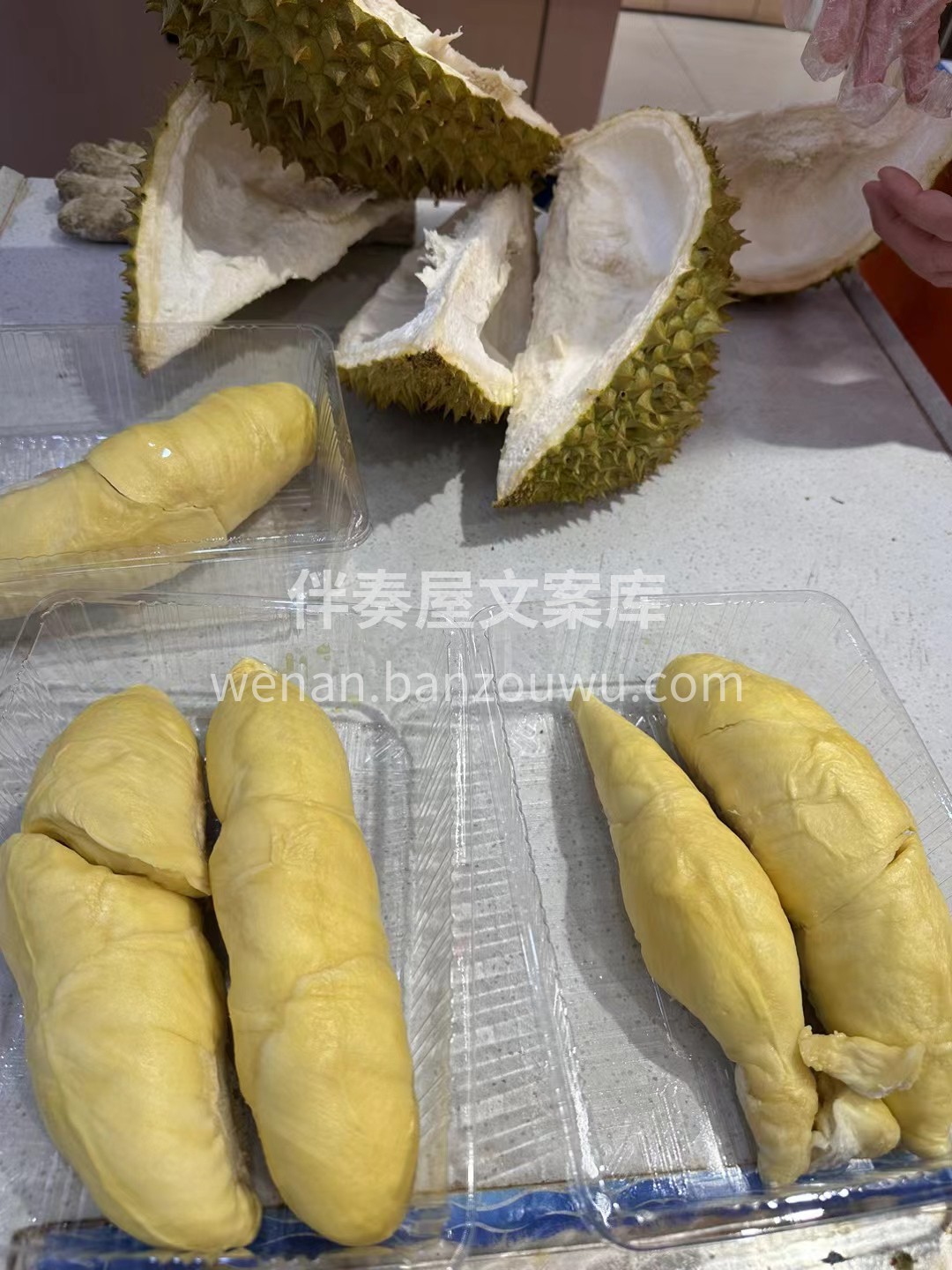 长柄猫山王榴莲😍 浓烈厚重香气 果肉细腻 配图1
