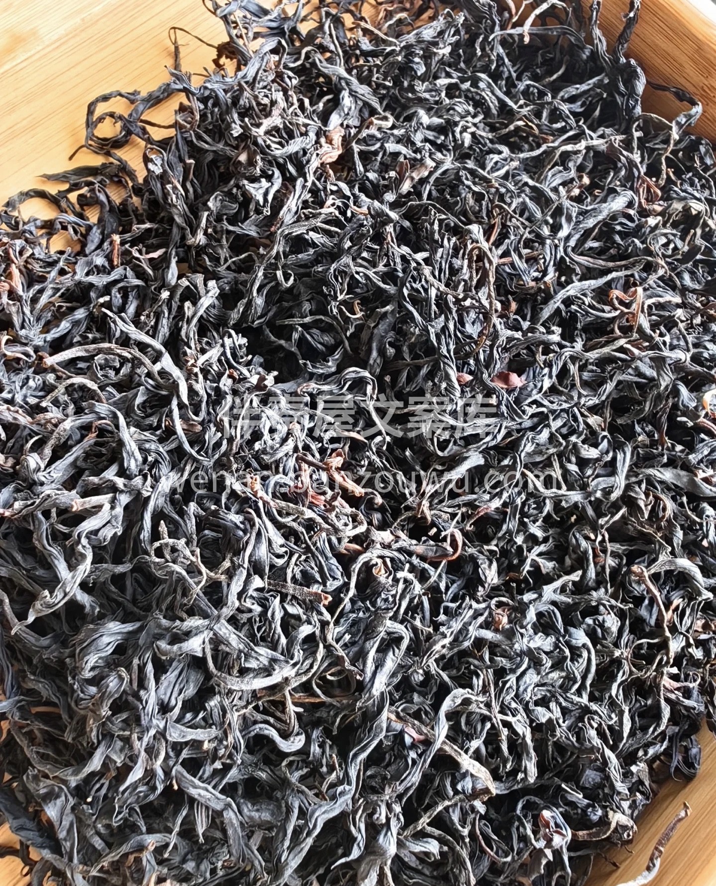 今天的茶，似我心之写照。 成熟中带着稳重 配图1