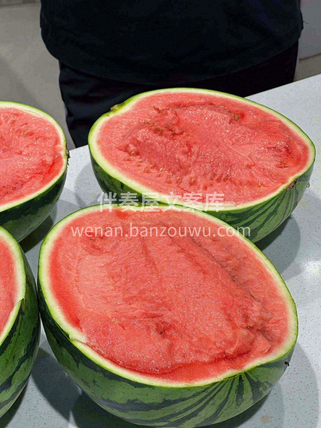 麒麟西瓜🍉，不负夏天的期待🧊，“咔嚓”一 配图1