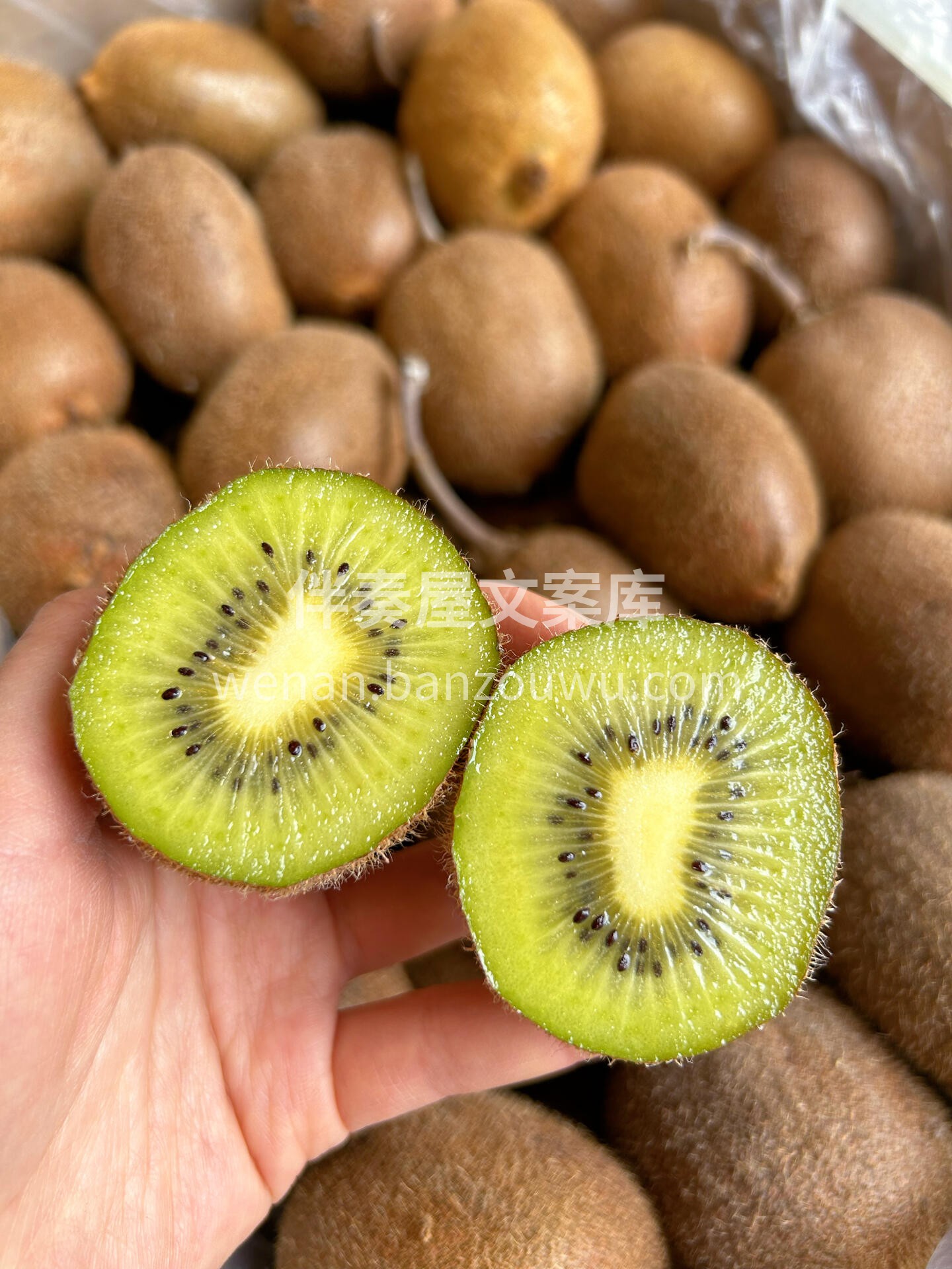 ✅今日份投喂日常 翠香猕猴桃🥝，从舌尖甜 配图2