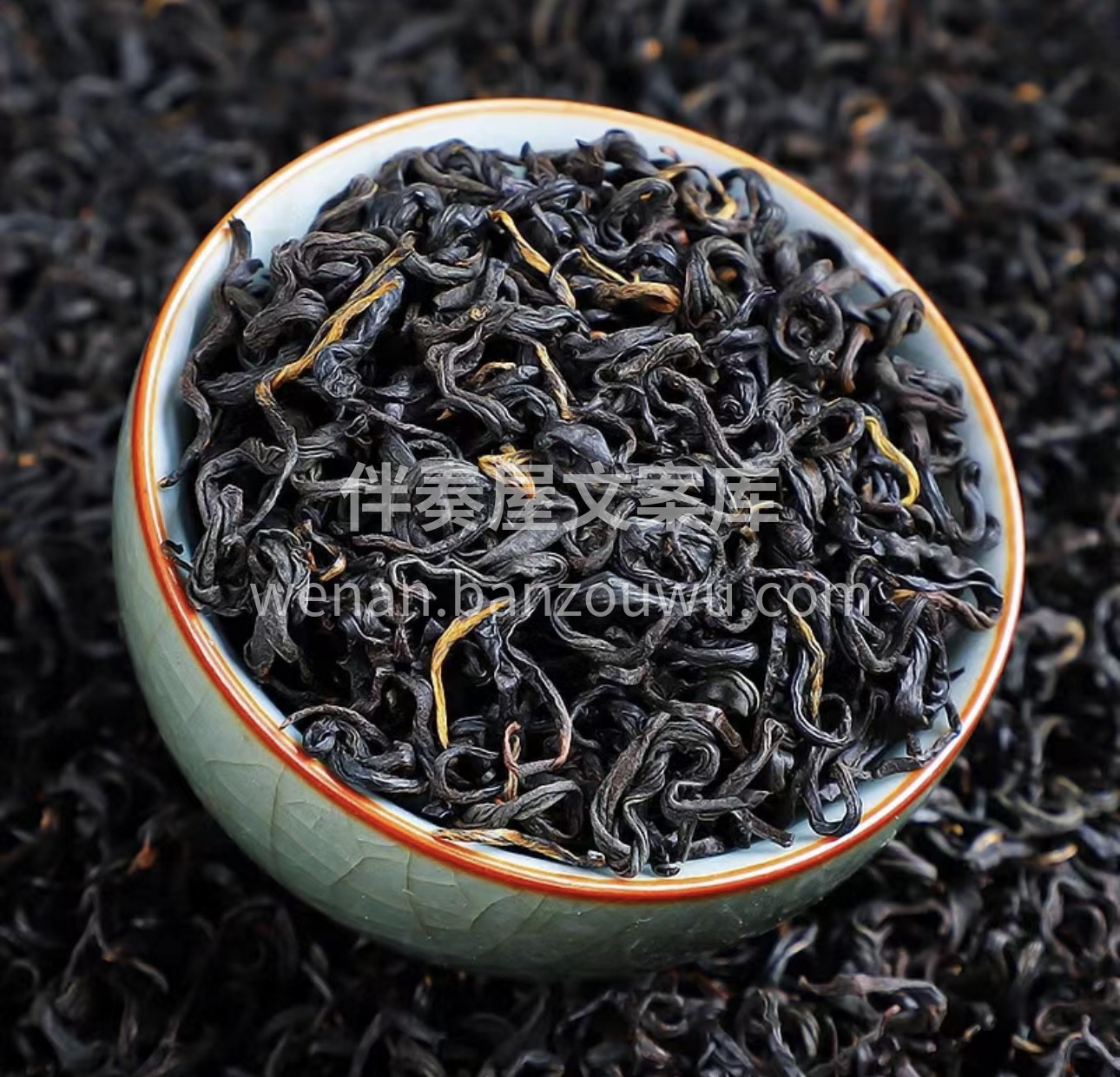 祁门红茶不仅适合清饮以领略其特殊的香味， 配图1