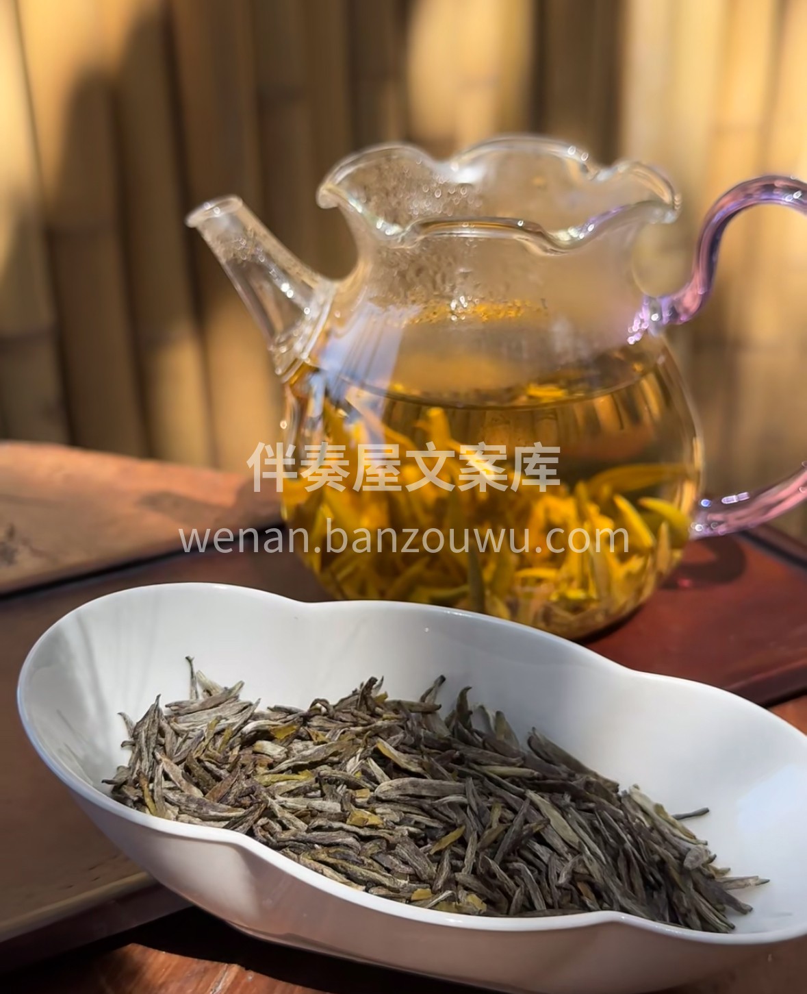 蒙顶山云雾滋养，明前嫩芽经三闷三炒成黄芽 配图1