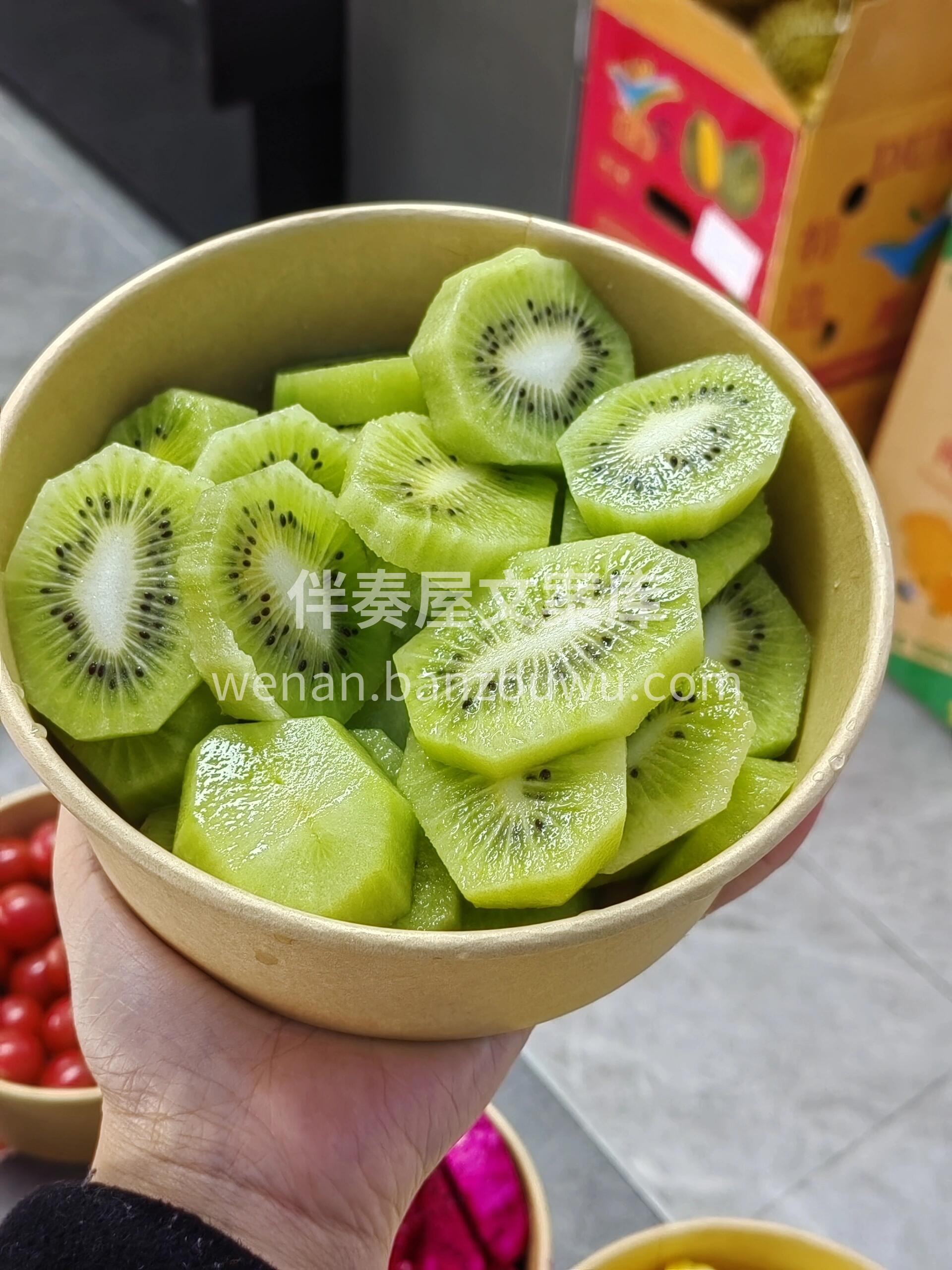 来吃水果了🍓🍊🍒 🍓🍒🥝🍊🛵派送中……… 配图2
