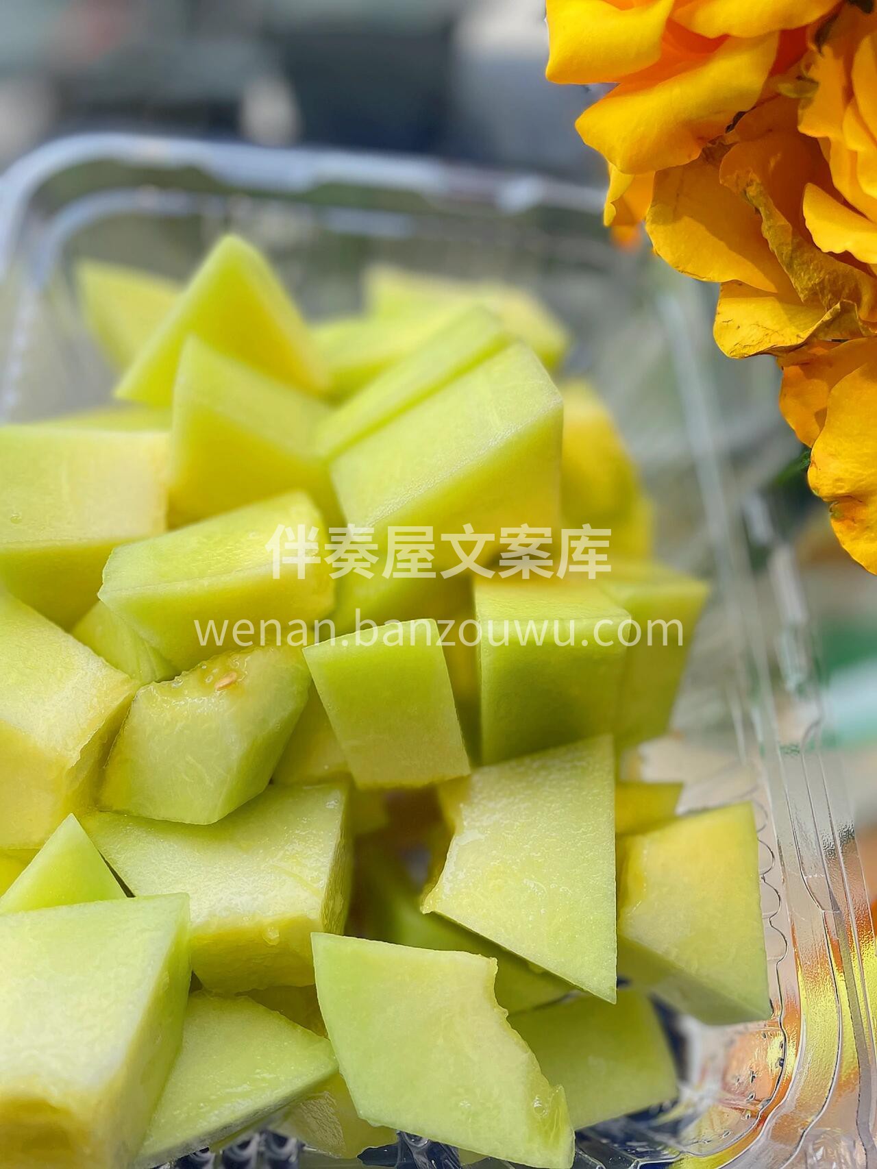 🍈爆款推荐网纹瓜💦汁水十分丰富，甜度很高 配图2