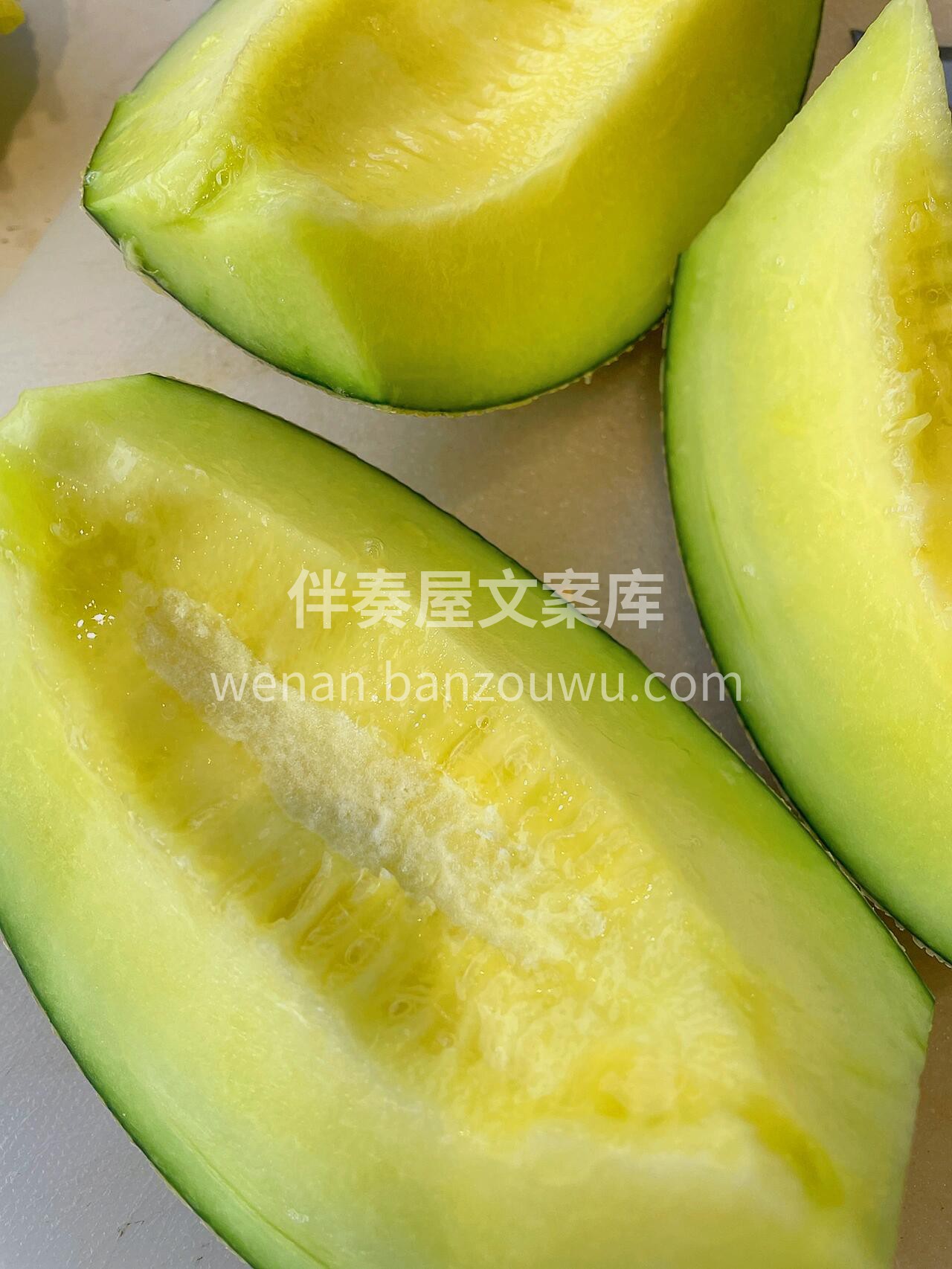 🍈爆款推荐网纹瓜💦汁水十分丰富，甜度很高 配图3