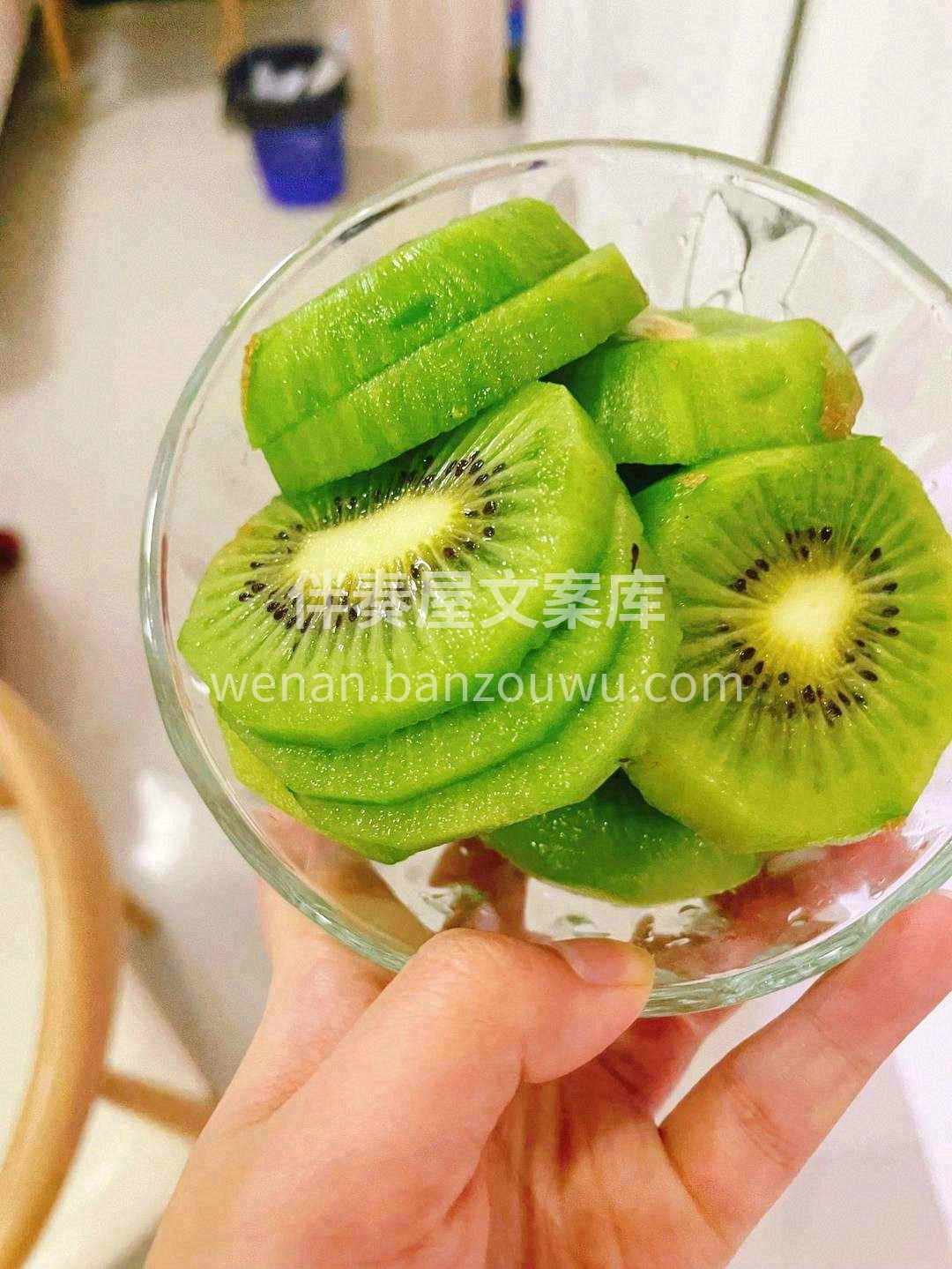 细腻的果肉，嘴巴一抿就化了，满足又幸福😍 配图1