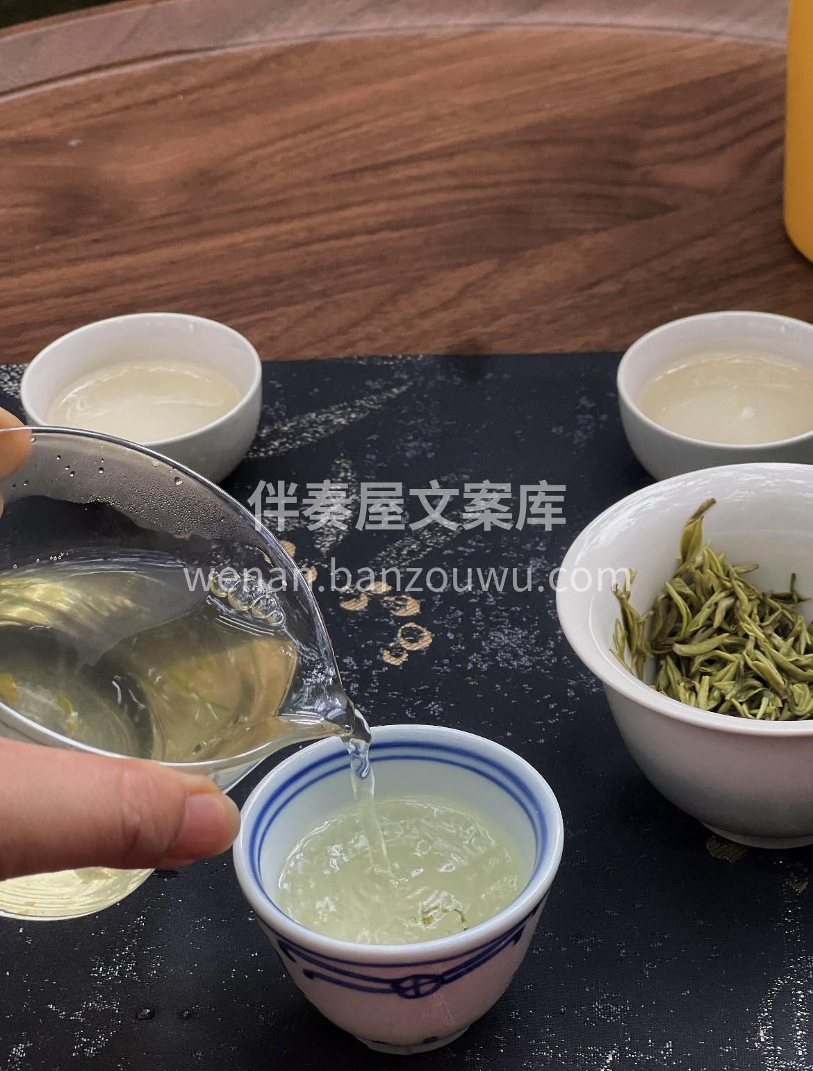 这一杯蒙顶甘露，是千年贡茶的余韵。慢下来 配图3