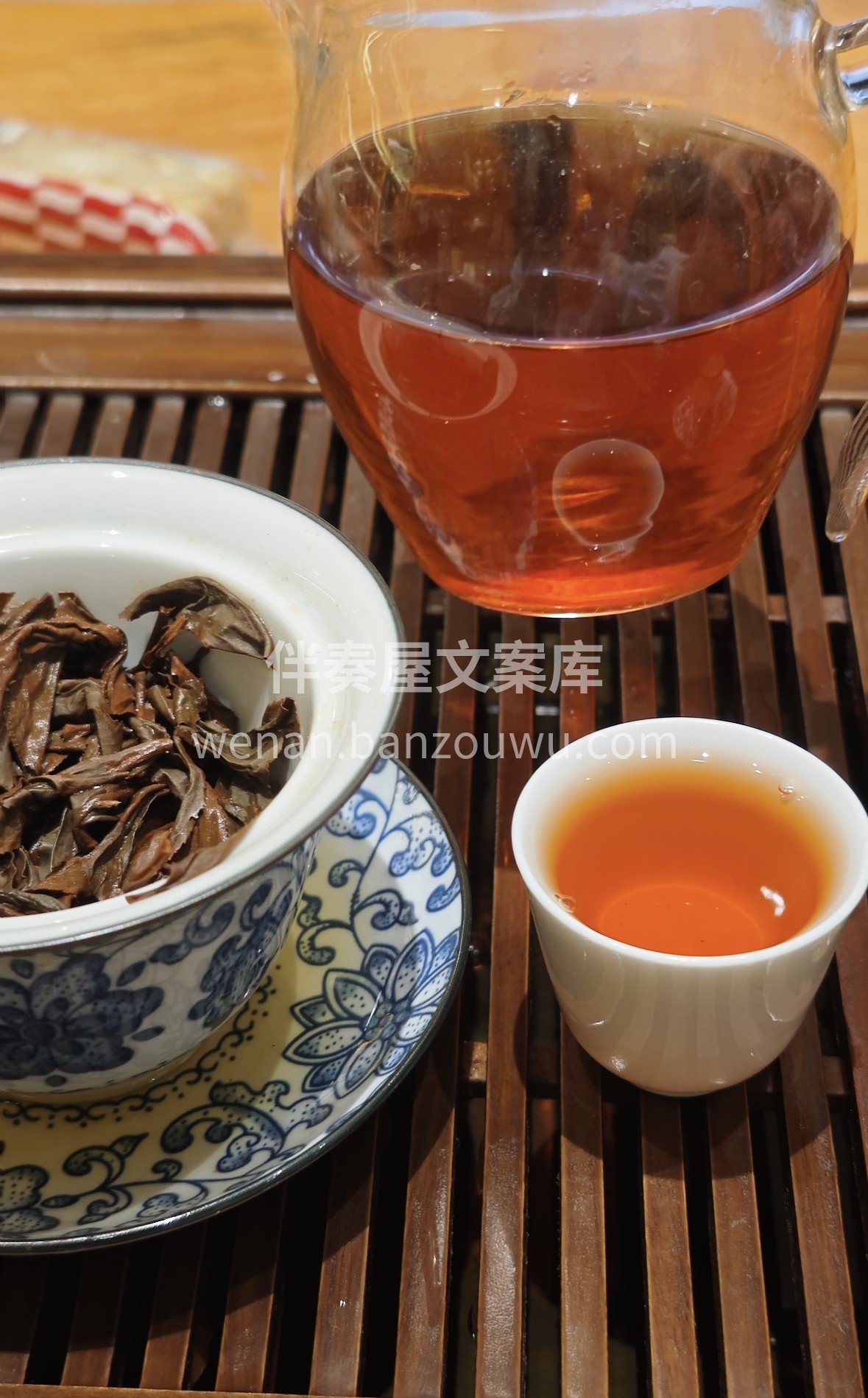云南深山百年古树晒红茶新茶到店，茶汤甜润 配图2