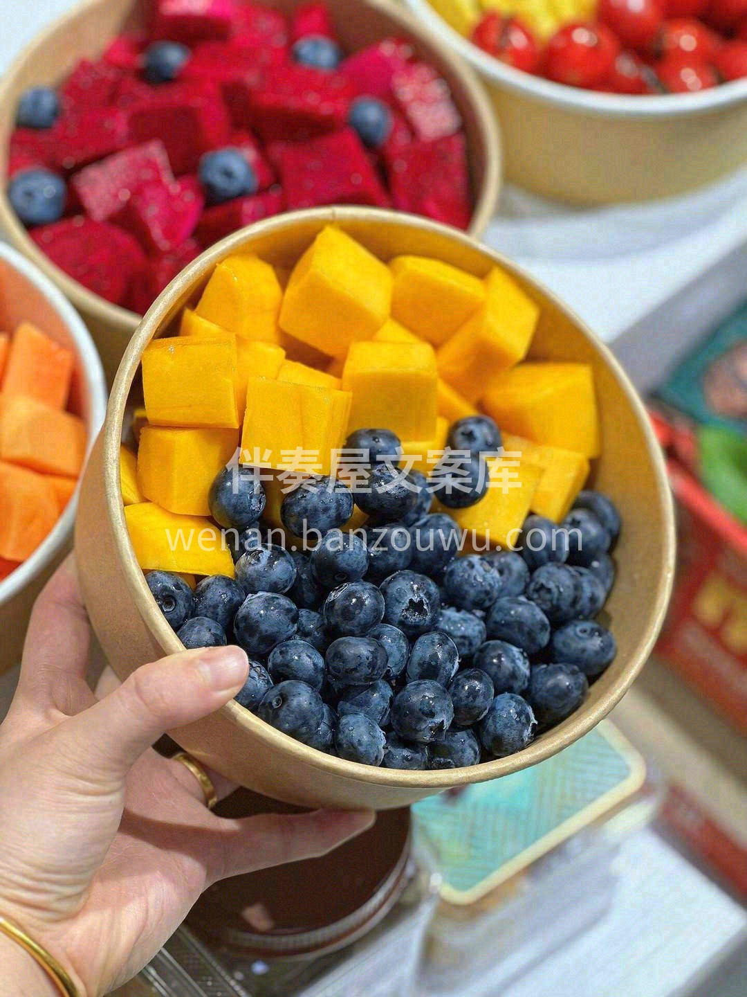 🔆阳光温暖，放眼望去，无不是郊游的人群🌸 配图2