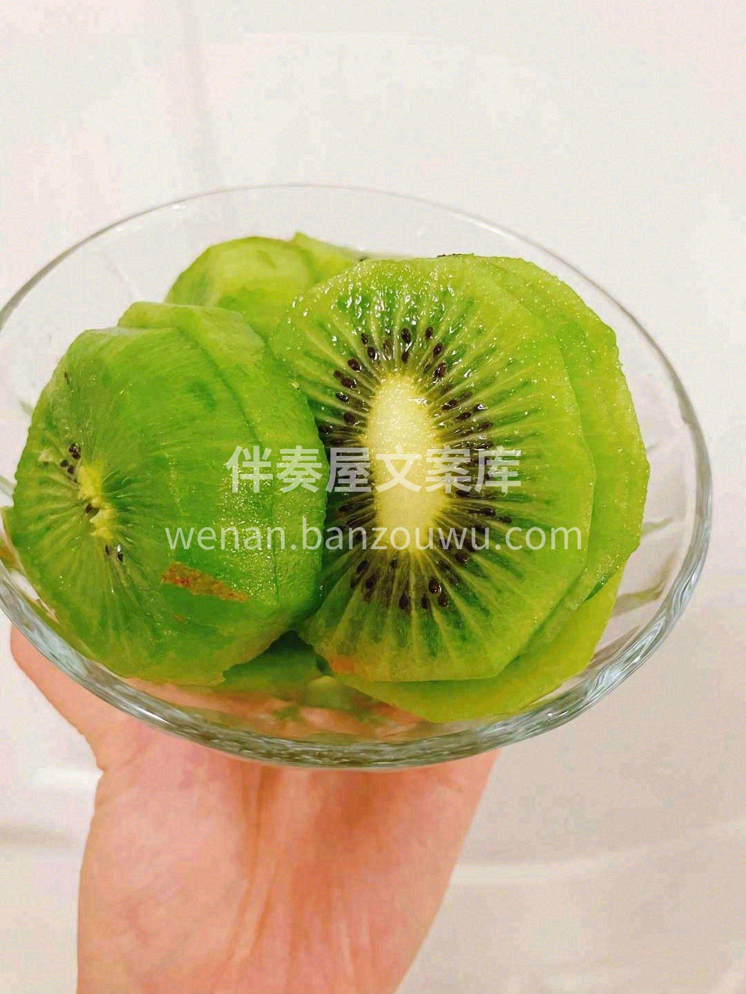 细腻的果肉，嘴巴一抿就化了，满足又幸福😍 配图2