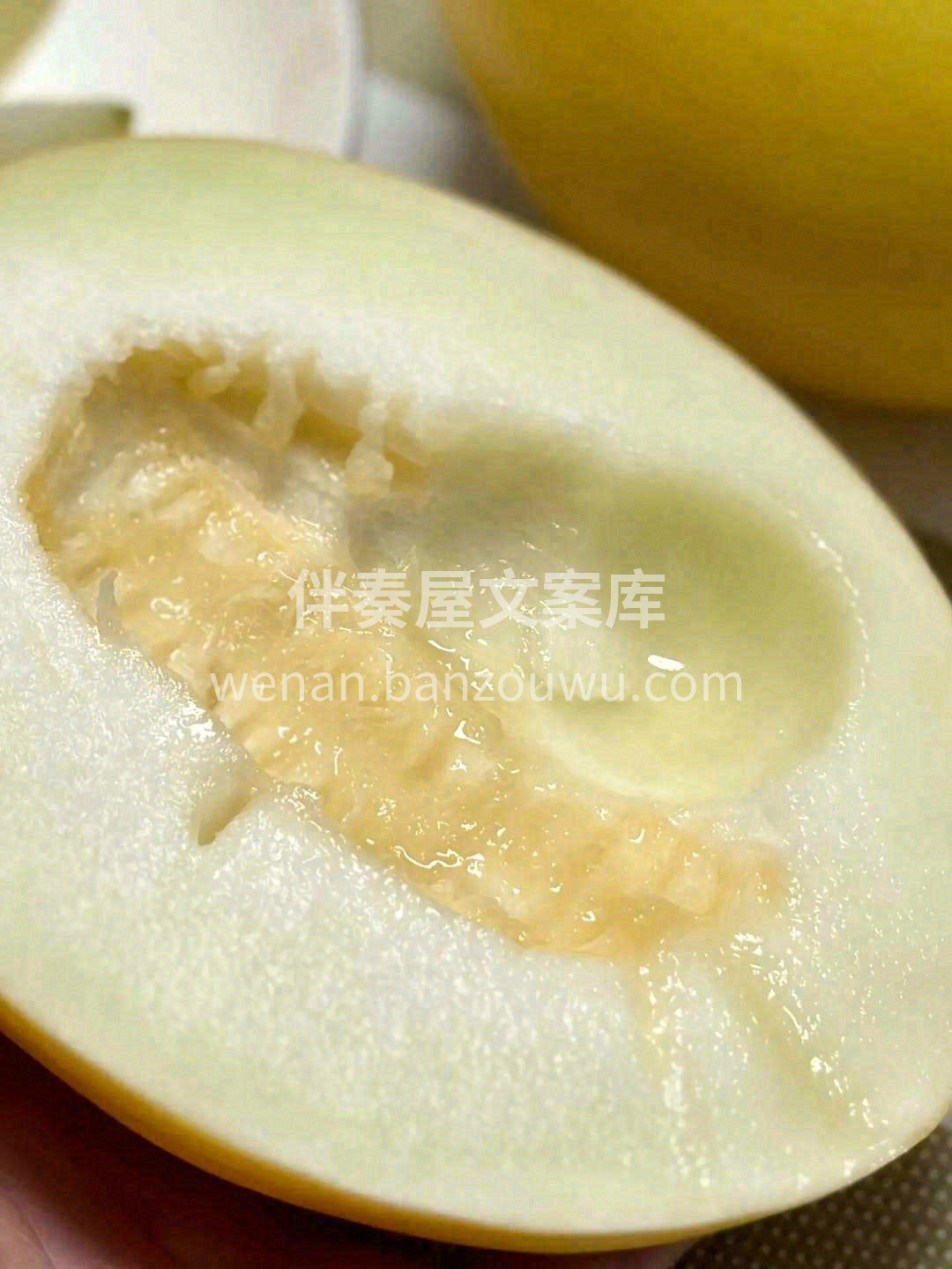 🍈瓜皮只有薄薄的一层，整个都是甜甜的果肉 配图2