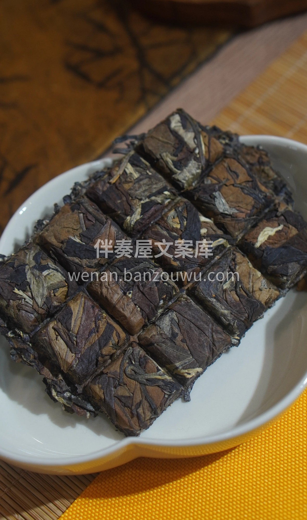 🌿 云南古树白茶，藏着云端山野的灵气。慢 配图1