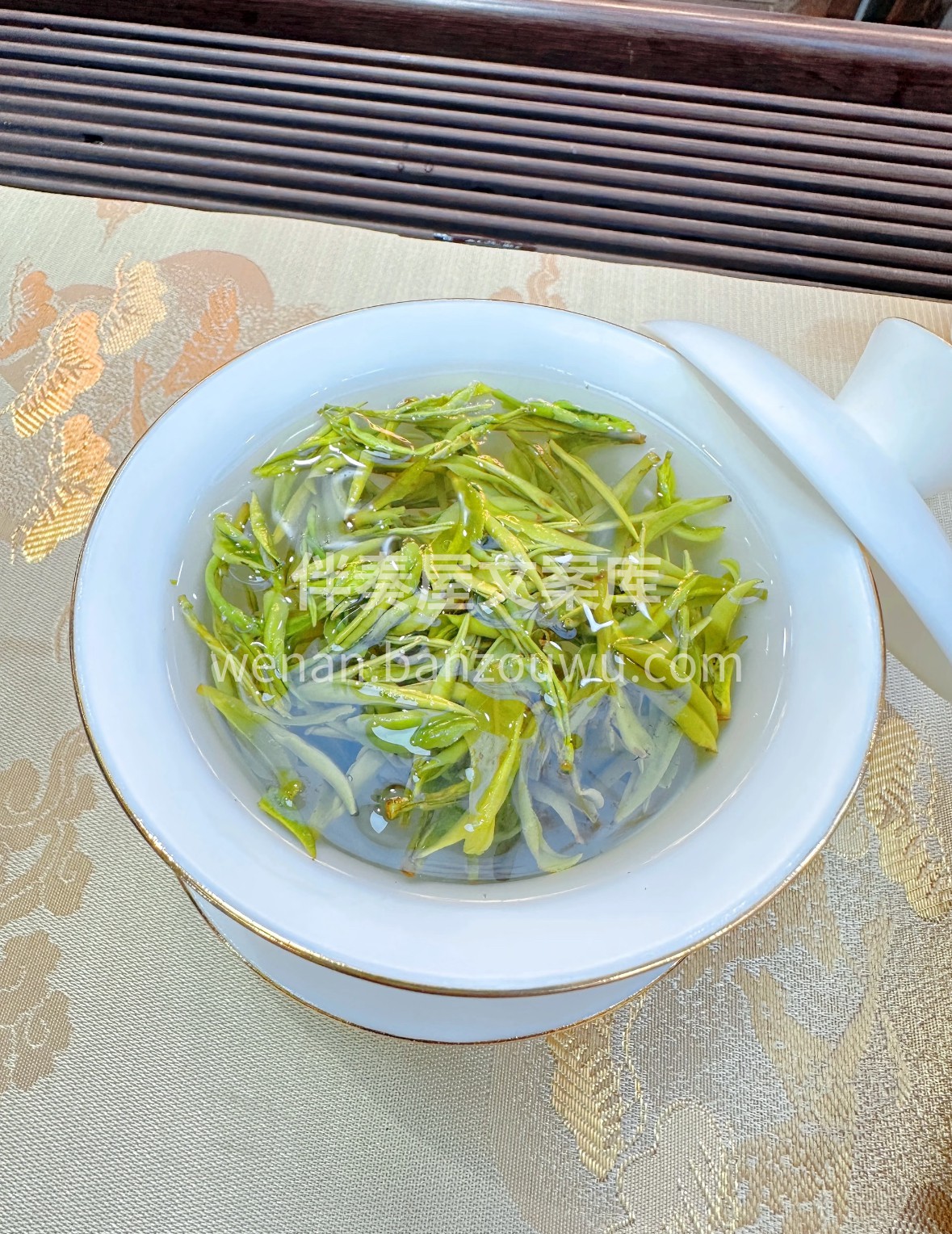 🌿 安吉白茶非白叶，是白化绿茶的清雅风骨 配图2