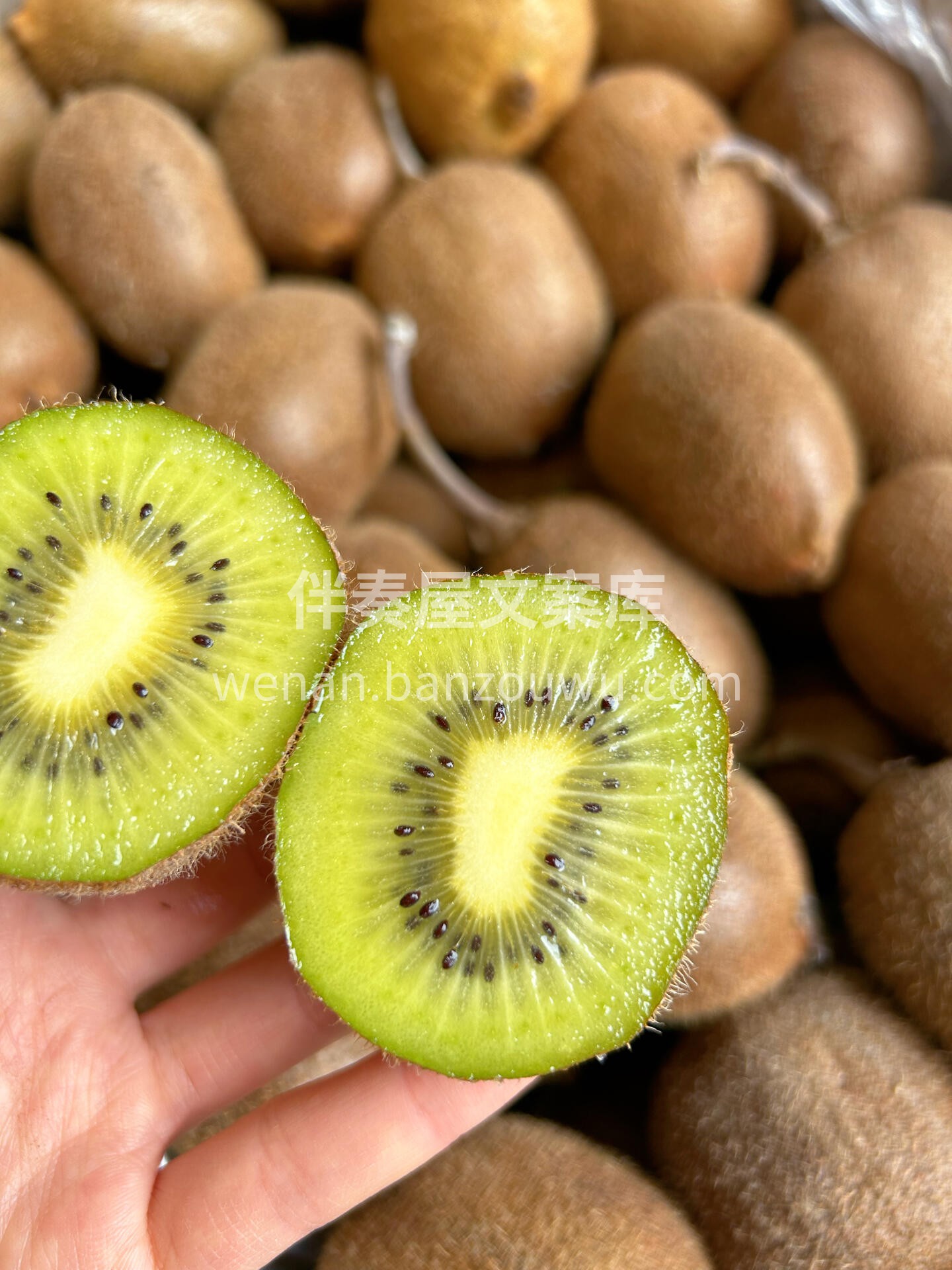 ✅今日份投喂日常 翠香猕猴桃🥝，从舌尖甜 配图1