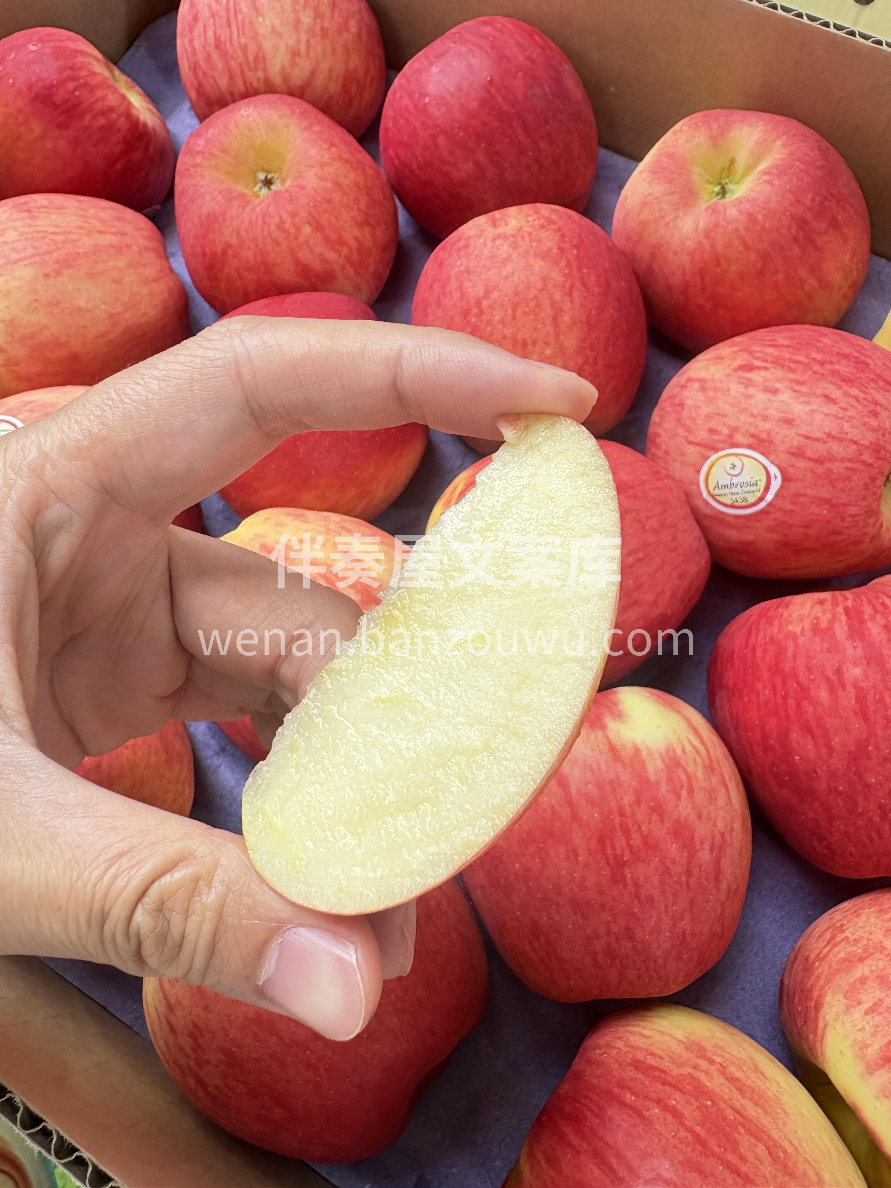 😃“咔嚓”一口，脆脆的果皮崩开，紧实脆爽 配图1