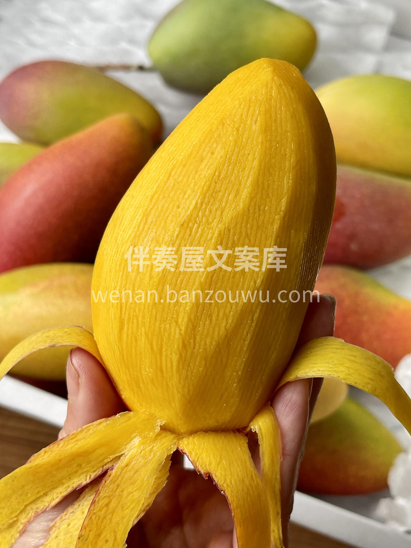 🌈这颗彩虹般的果实，拉一刀，浓郁的果香顺 配图2