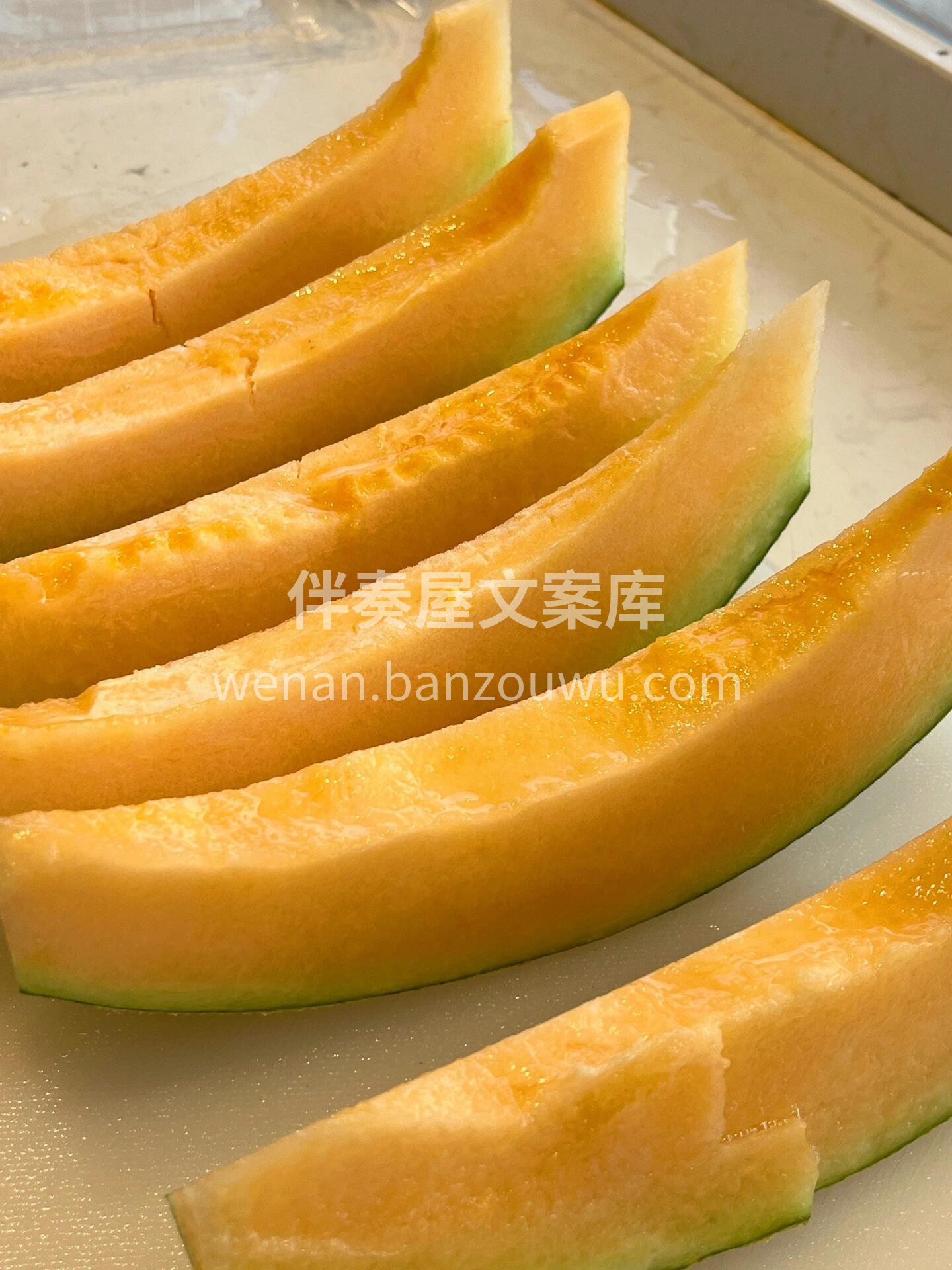 新到哈密瓜🔥 一口细腻，几味清欢😋 👉每 配图3
