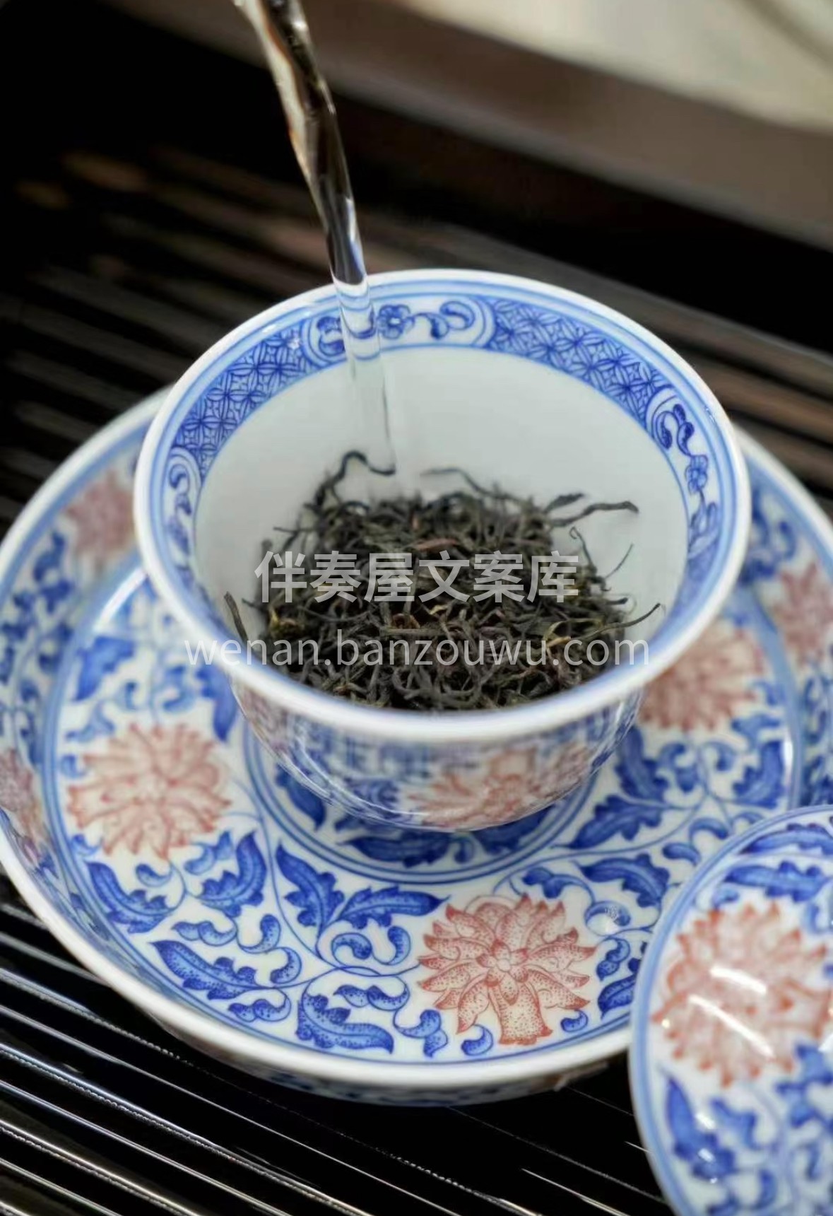 桐木关的馈赠，正山小种上新！干茶乌褐带金 配图2