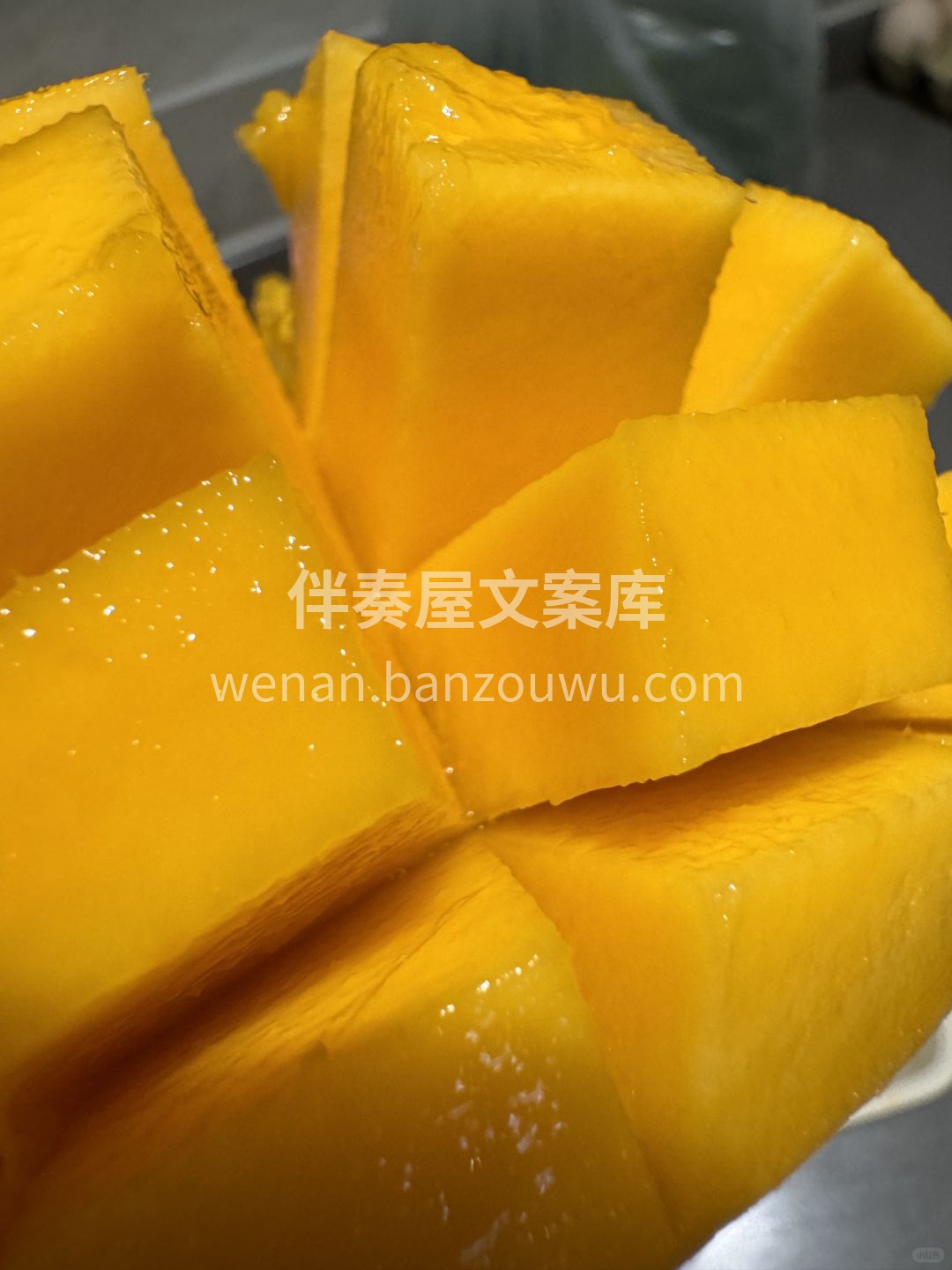 🥭 水仙芒果熟了，果香炸到全屋 一剥开就 配图1