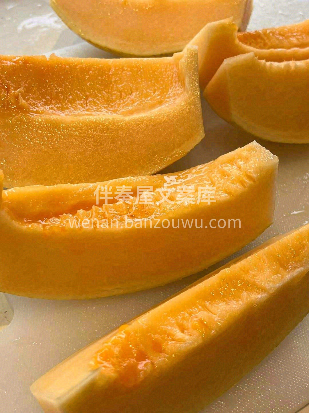 哈密瓜的诱惑，一口甜蜜🍈 夏天要做个幸福 配图3