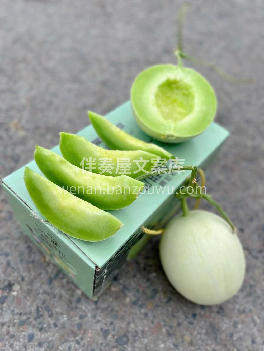 玉菇甜瓜熟了😋切开的时候，带着一股淡淡的 配图3
