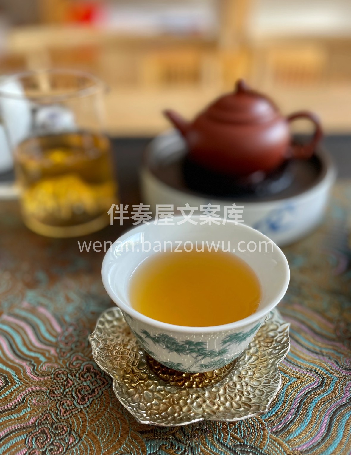 寻味武夷深处，得此金骏眉新茶。条索纤细匀 配图2