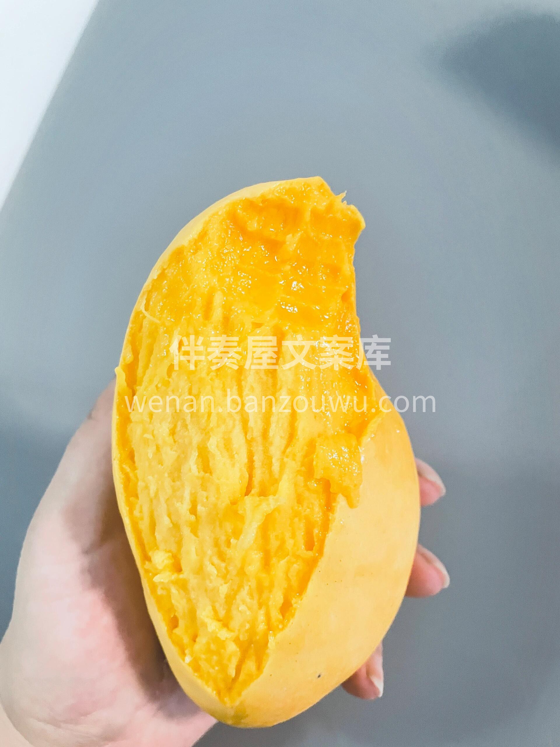 鹰嘴芒吃起来有种特殊的香气🌸 汁水超足🐳 配图1