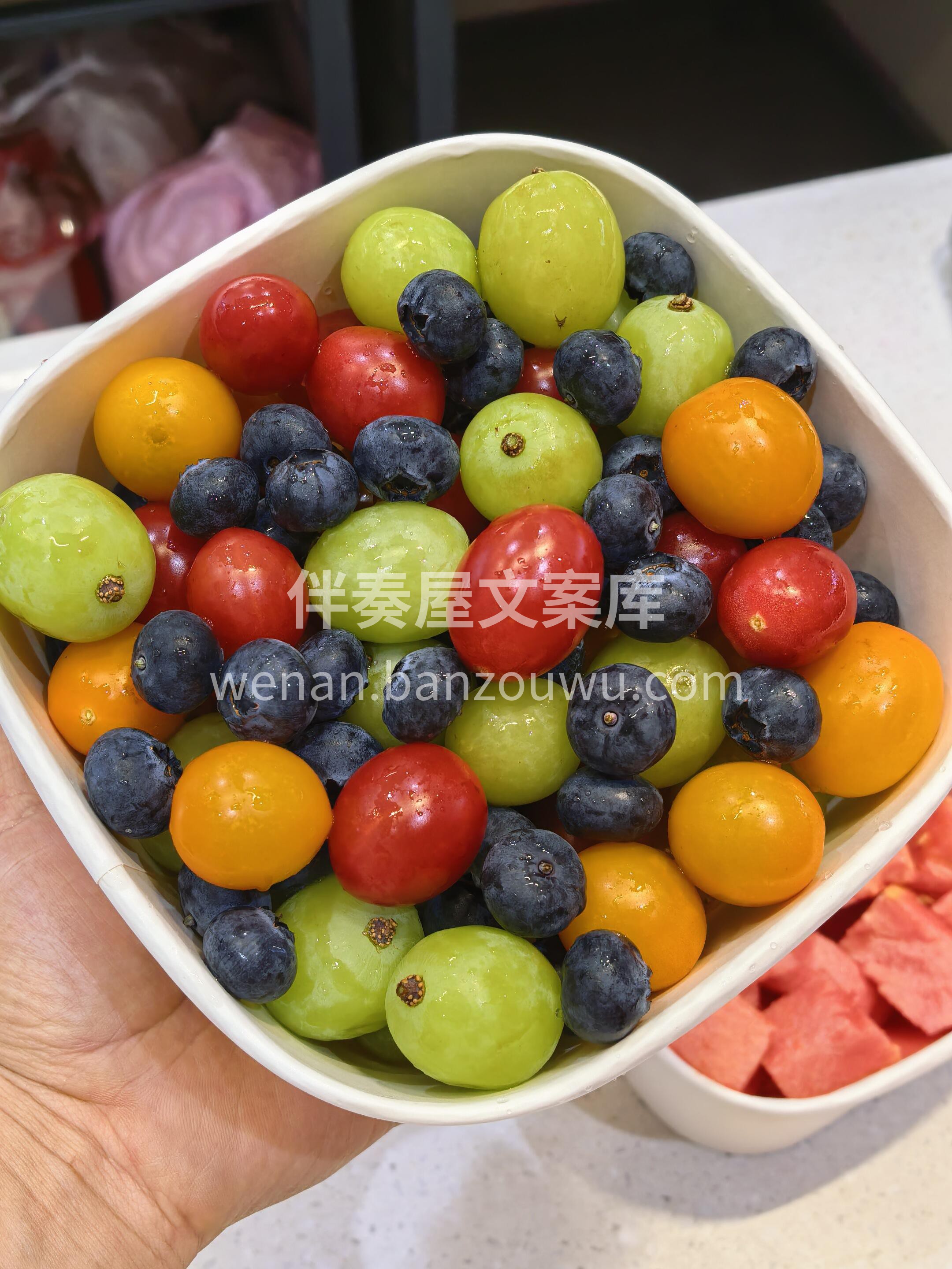 🍉 果切新鲜出炉！ 五颜六色的像彩虹～🌈 配图1