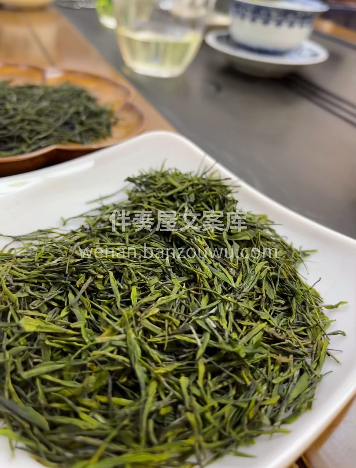 恩施玉露·明前翠韵 云雾漫山育仙芽，非遗 配图1