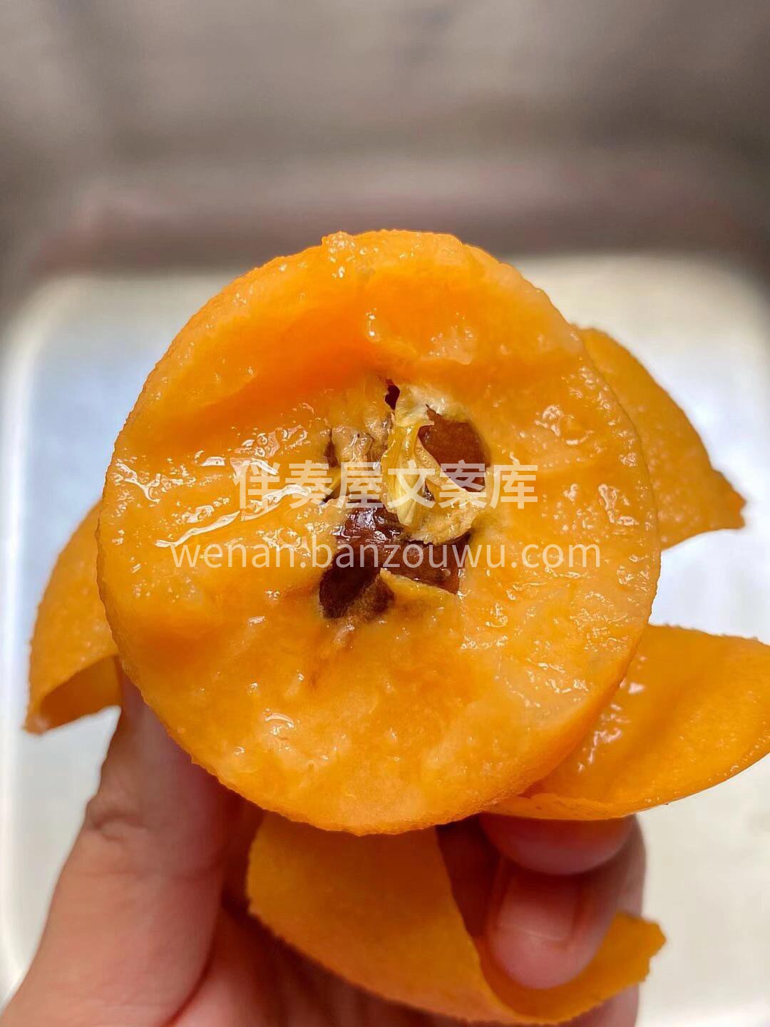 ✨米易枇杷上市！ 皮薄肉厚，一撕就掉🍃  配图2