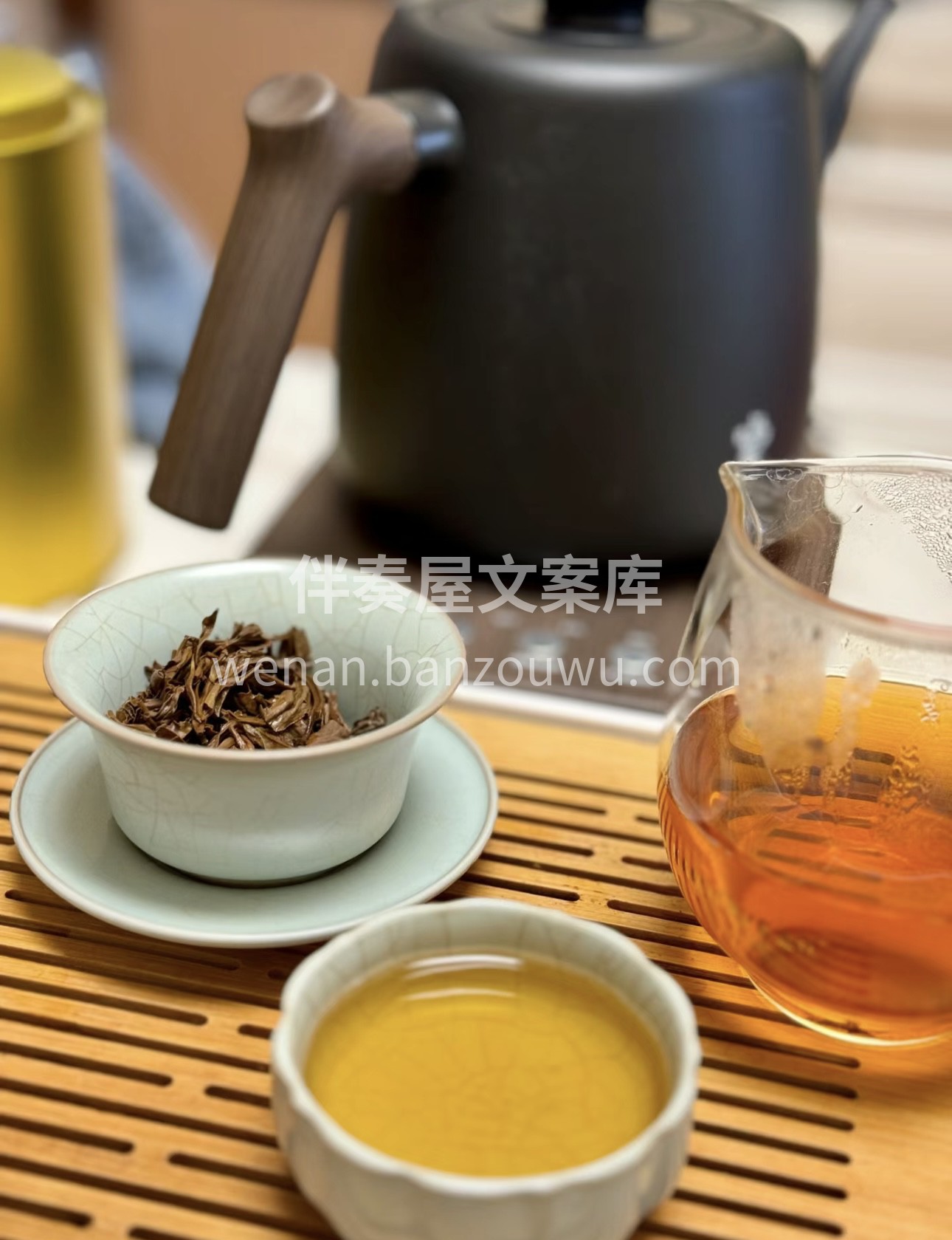 银骏眉，外形秀美，银毫满披。冲泡后，汤色 配图3