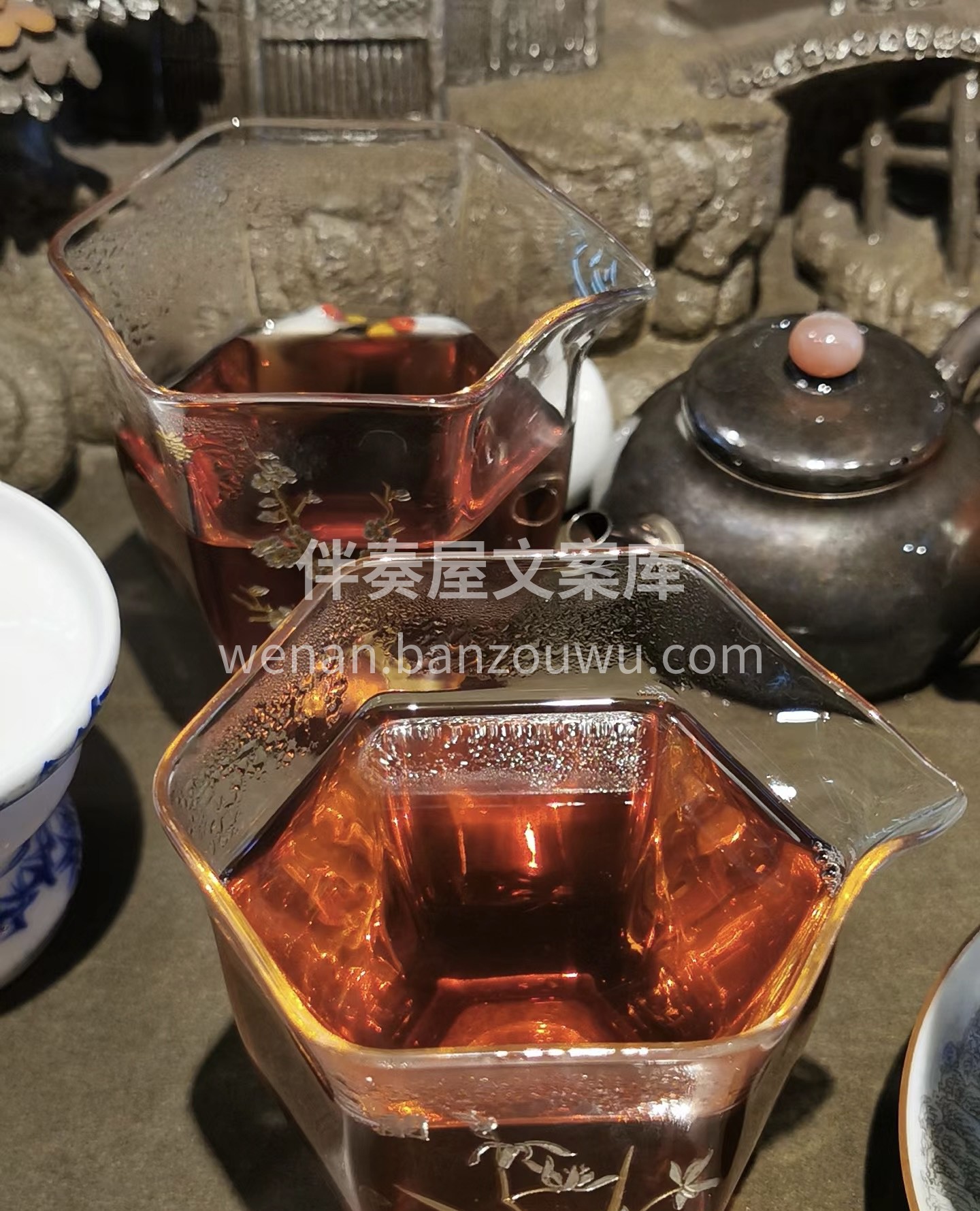 大红袍，为什么说大红袍是君子呢？相比于水 配图2