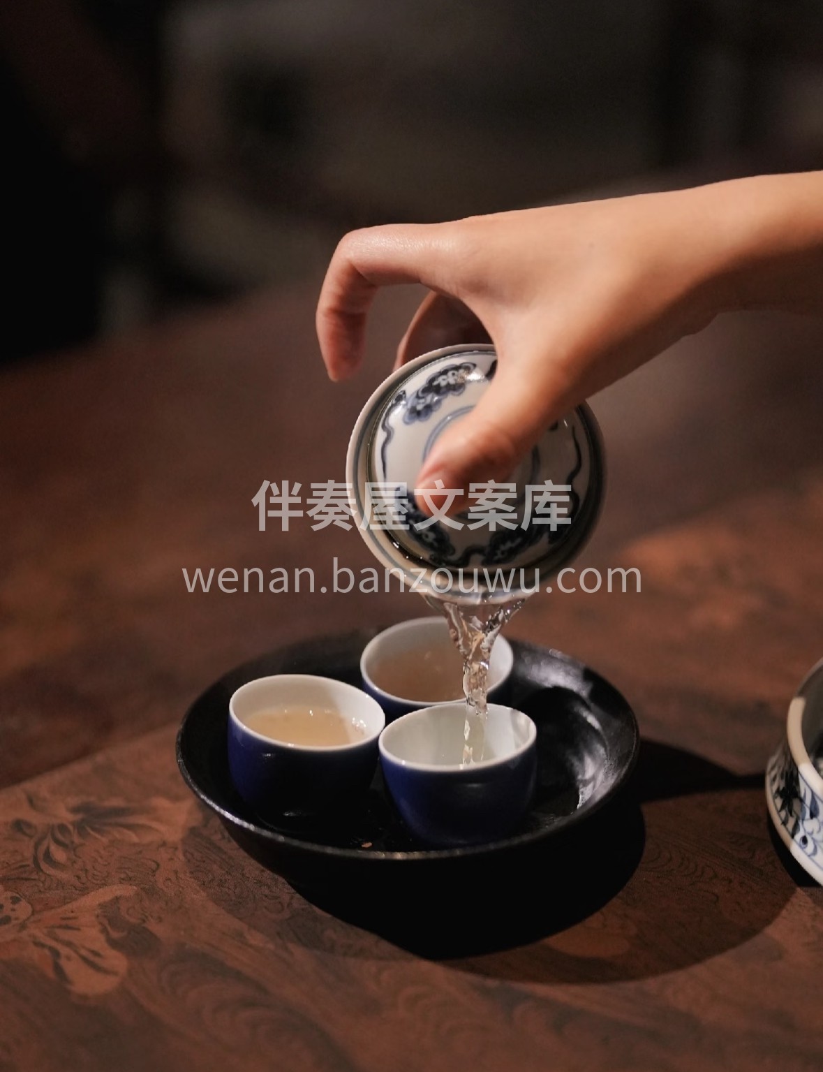 寻一味凤凰山的春韵，藏于这罐单枞茶中。沸 配图3