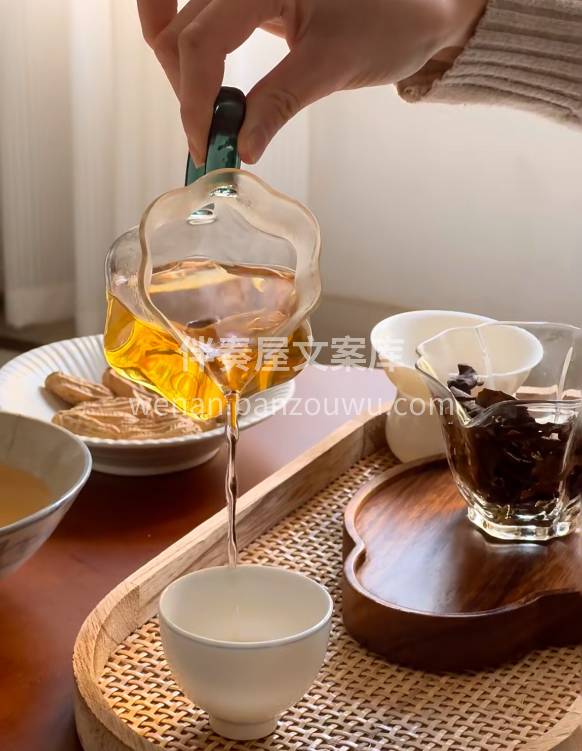 云南月光白，自带清辉的茶中诗意。银白毫毛 配图3