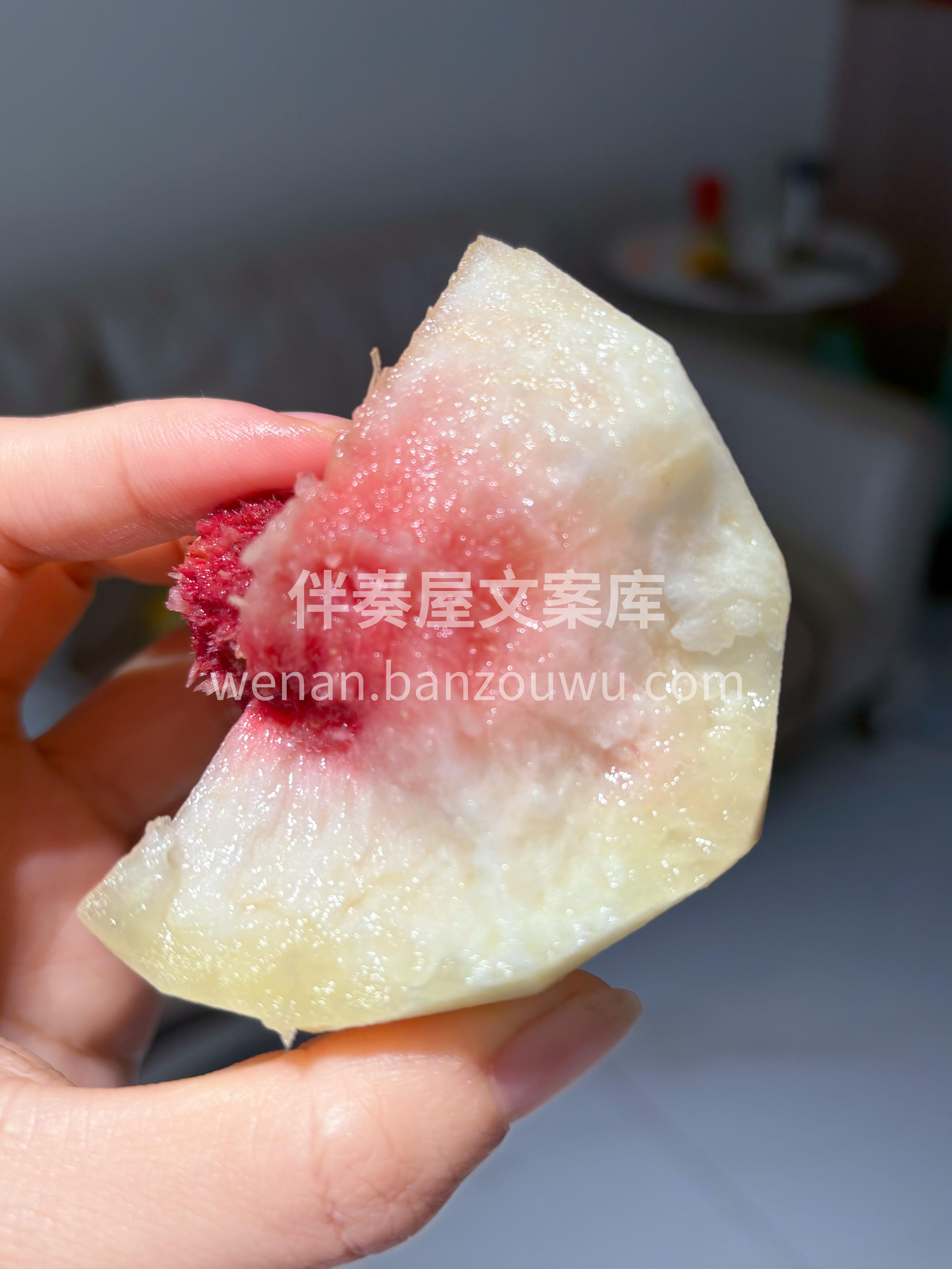 白玉冬桃🍑期盼已久的白玉冬桃🍑它来啦！  配图1