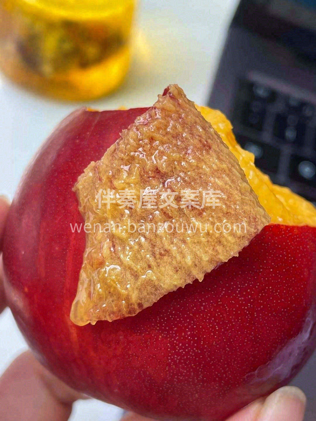 这颗桃子有多好吃😍？四句话概括 晚熟麻点 配图3