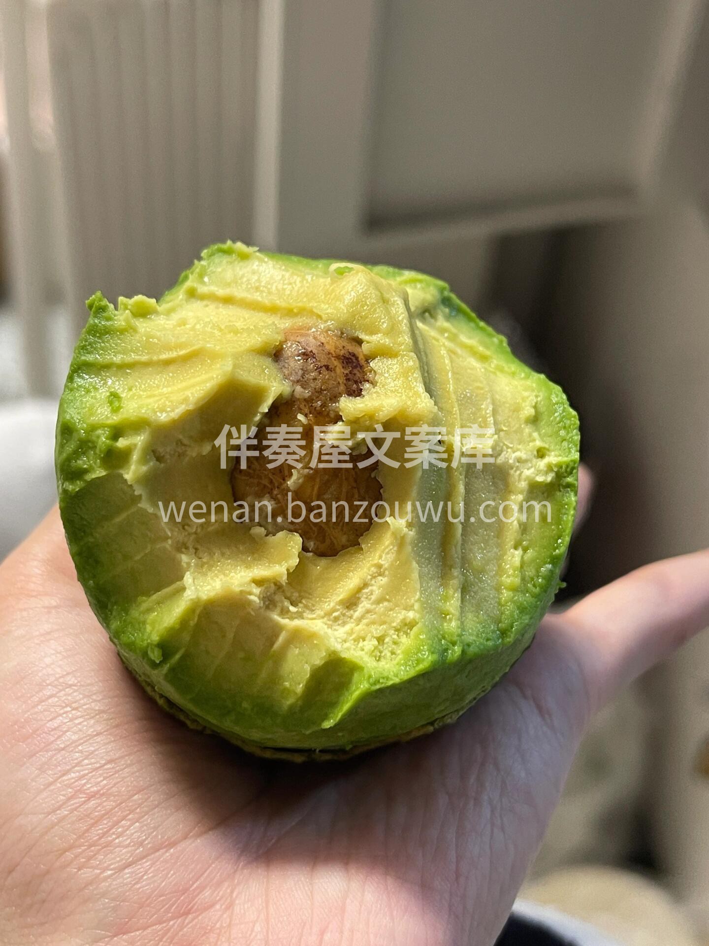 一天一颗牛油果🥑危害疾病远离我👻 吃10 配图1
