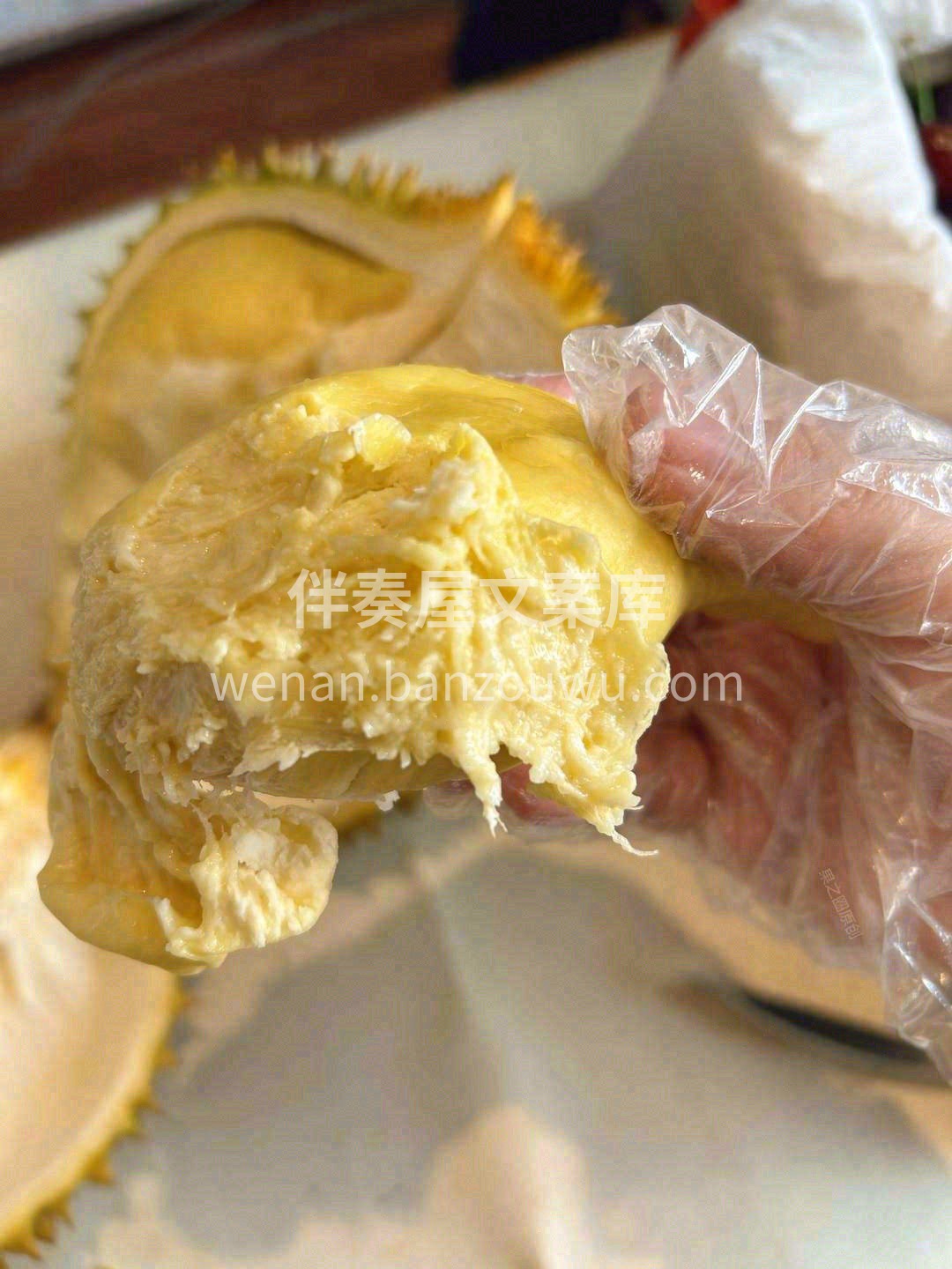 今天的金枕榴莲🏆，掰开全是肉🧀 “香”不 配图2