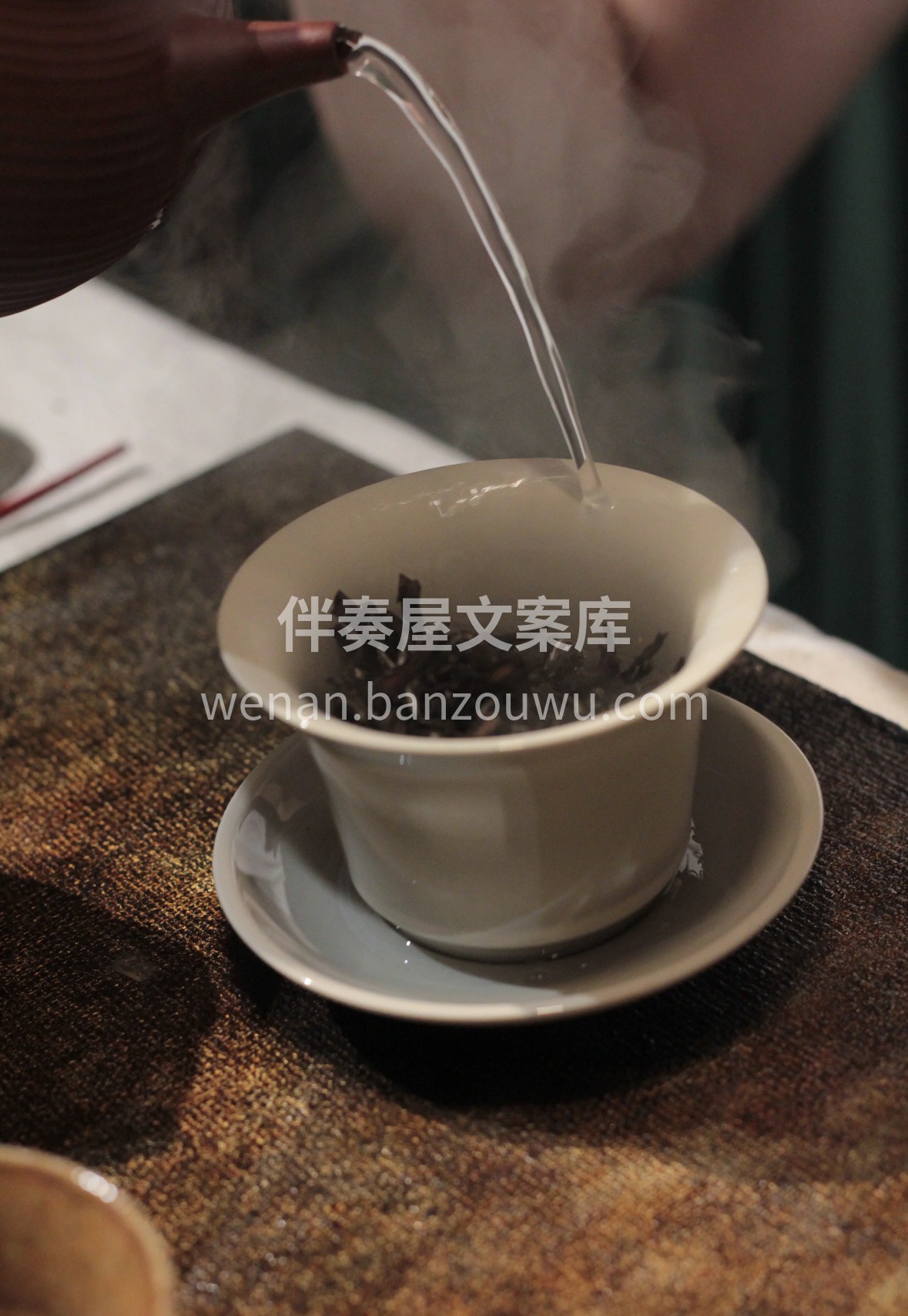 冬夜寒星落窗台，一壶东方美人来。源自台湾 配图2