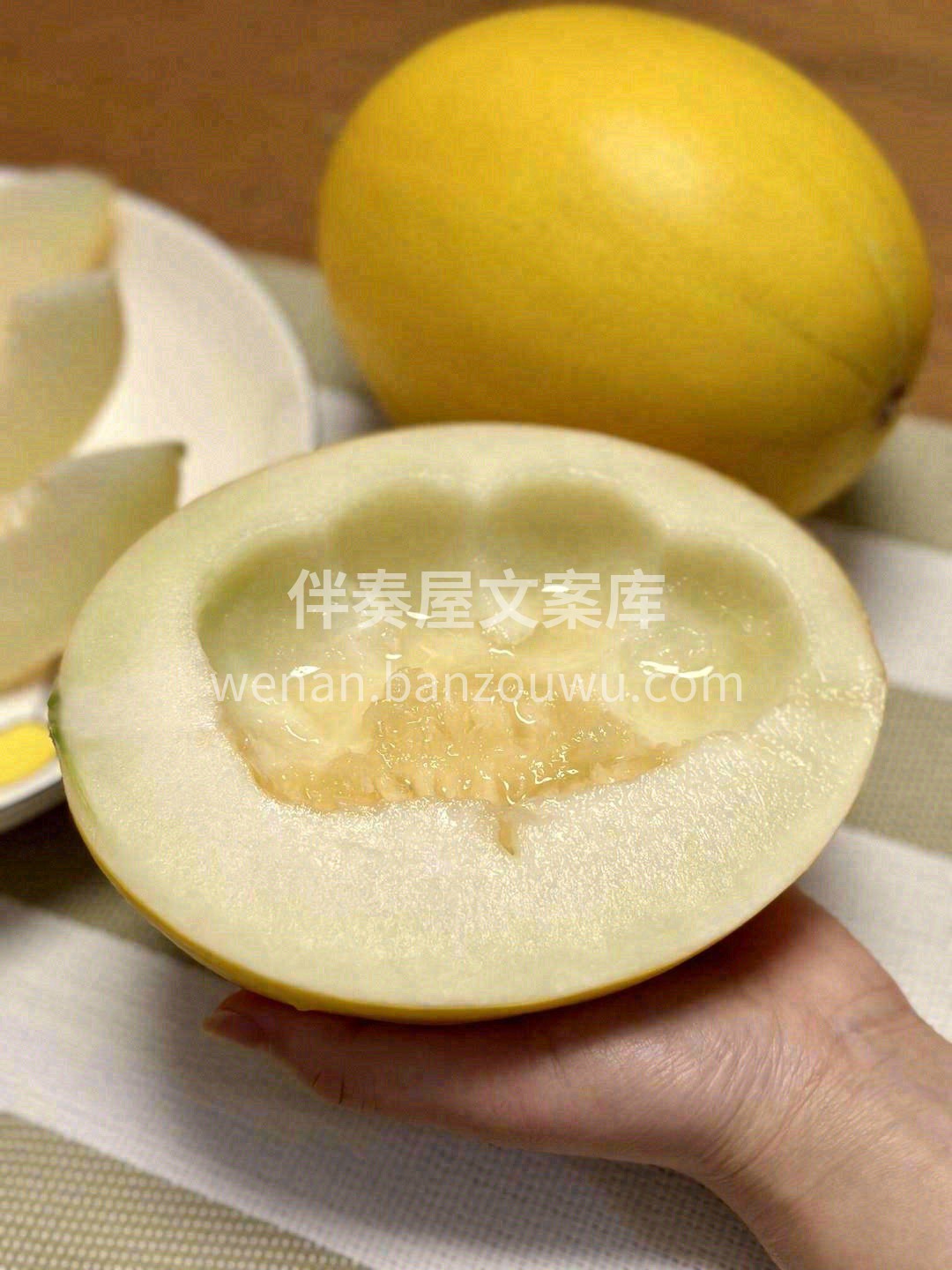 🍈瓜皮只有薄薄的一层，整个都是甜甜的果肉 配图3