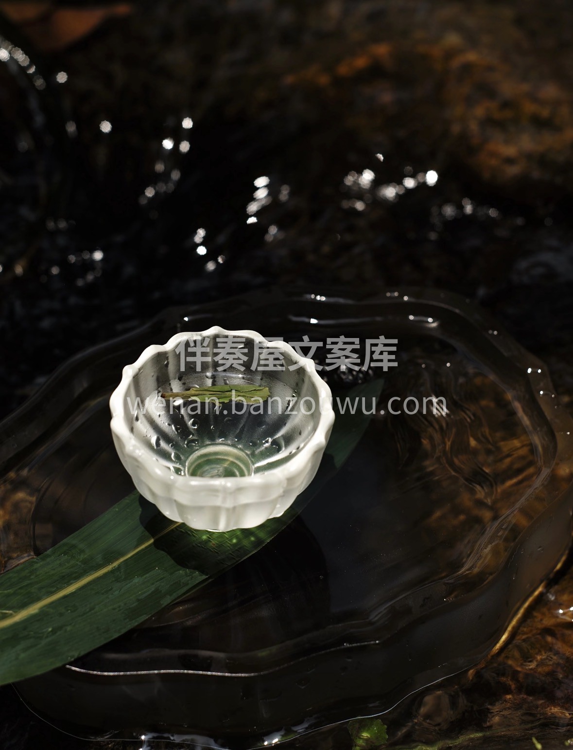 岁序更新，以茶为媒。一盏明前西湖龙井，汲 配图3