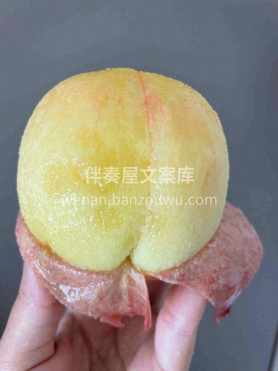 天地绝色🍨，人间水蜜桃🍑 粉粉嫩嫩的水蜜 配图1